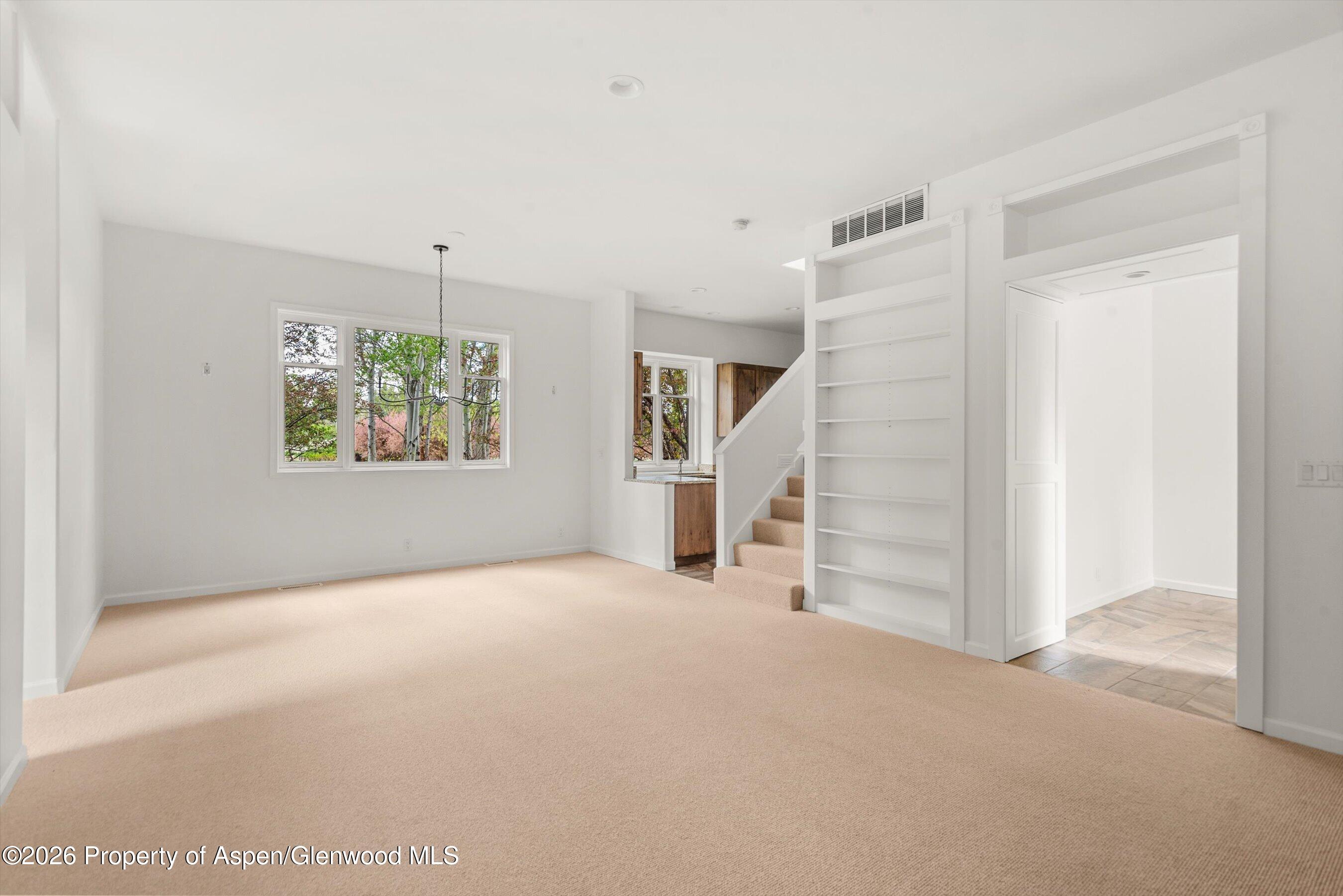 5125 Crystal Bridge Drive