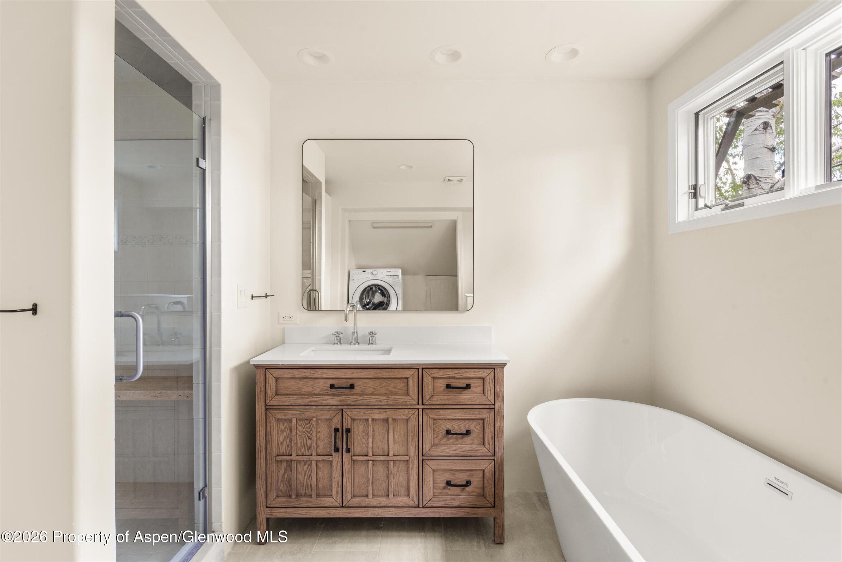 5125 Crystal Bridge Drive