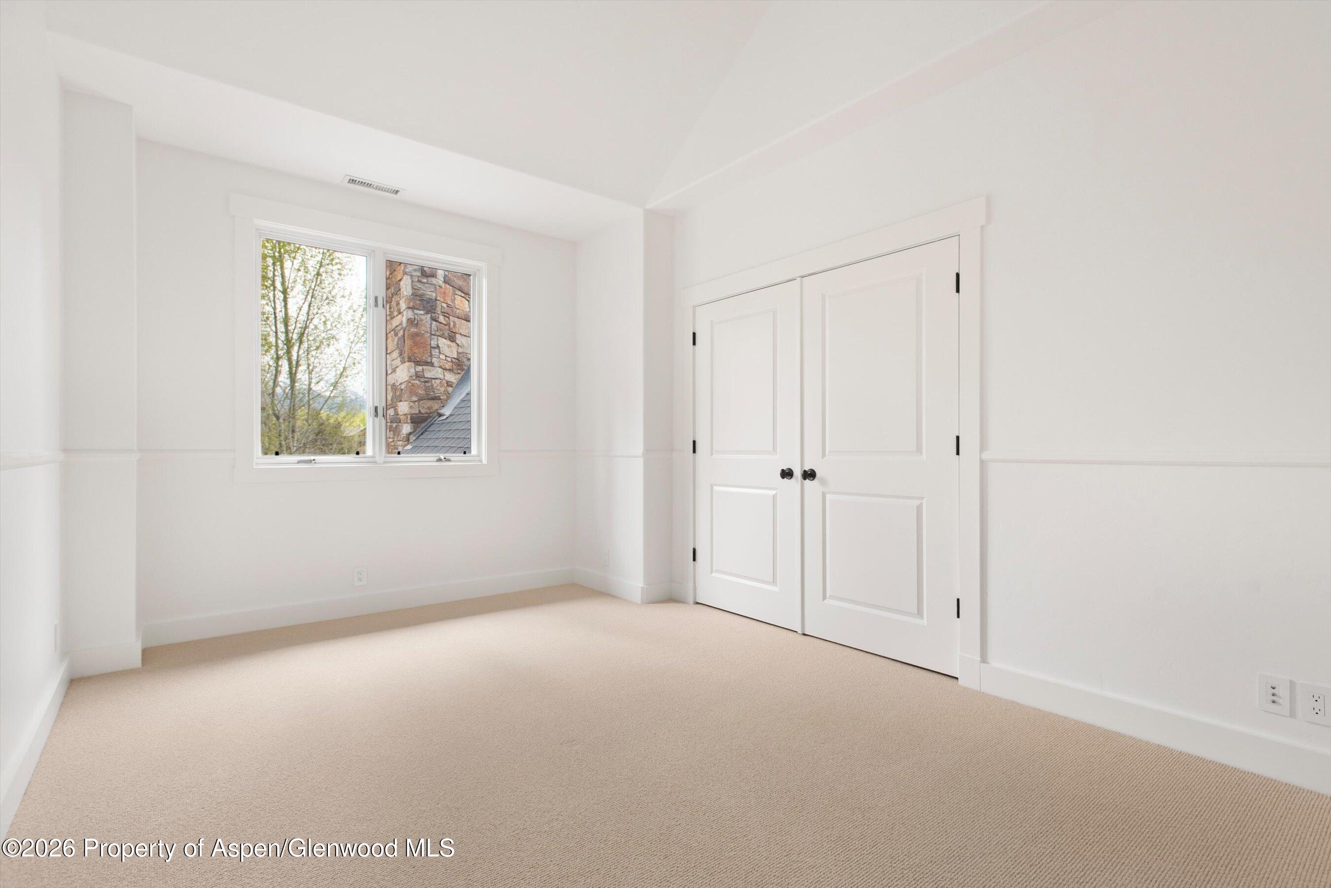 5125 Crystal Bridge Drive