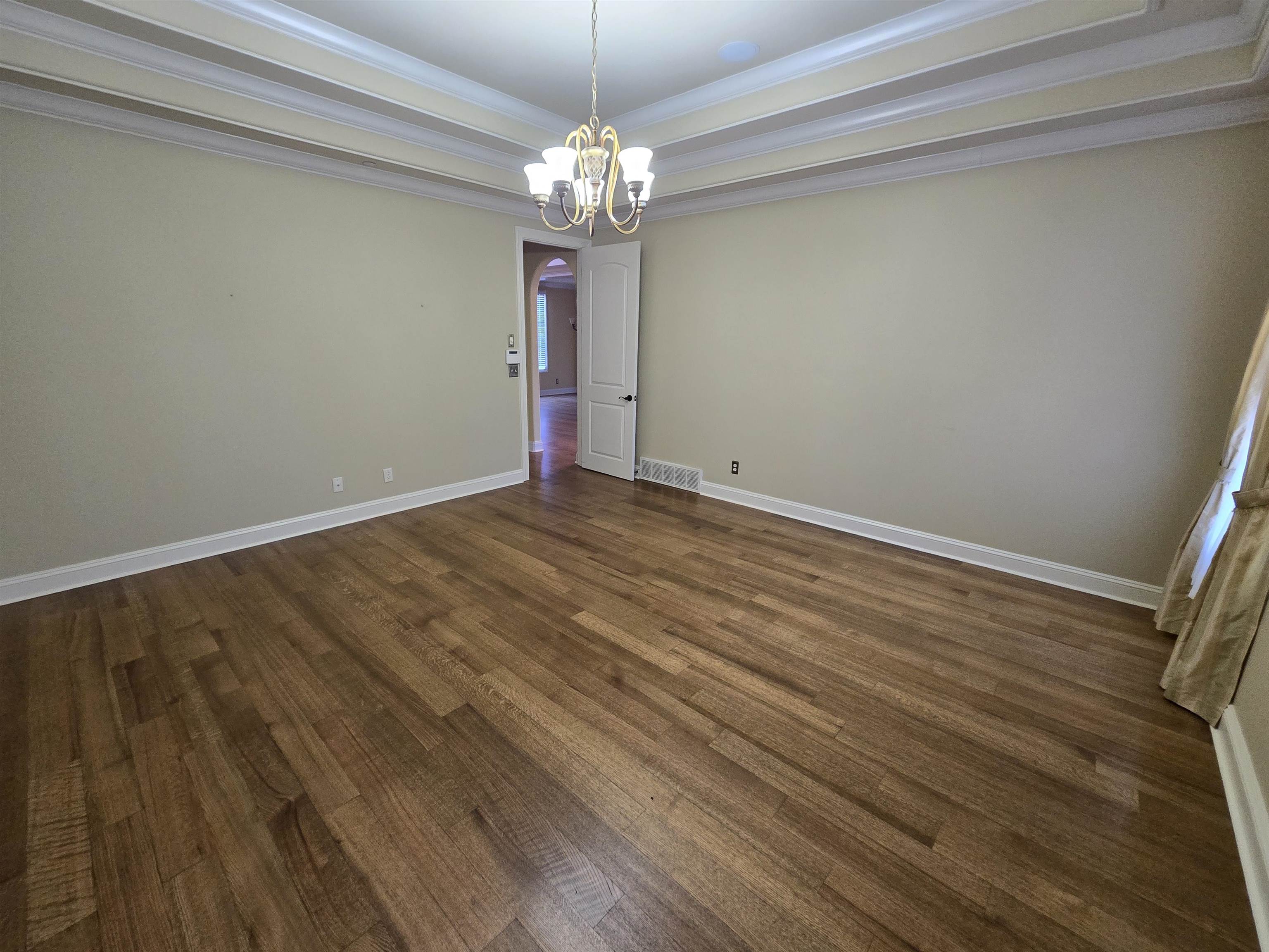 3055 POPLAR GROVE LN