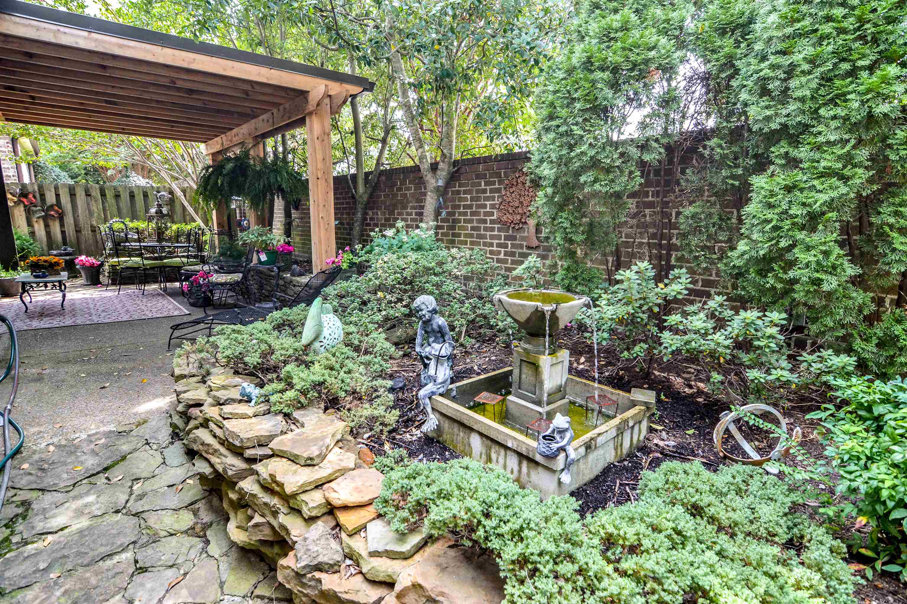 3055 POPLAR GROVE LN