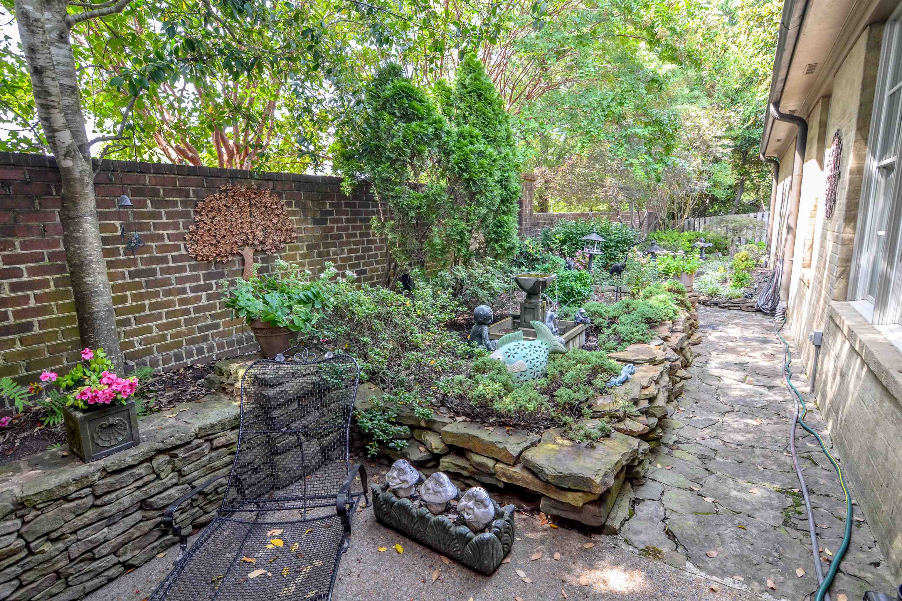 3055 POPLAR GROVE LN