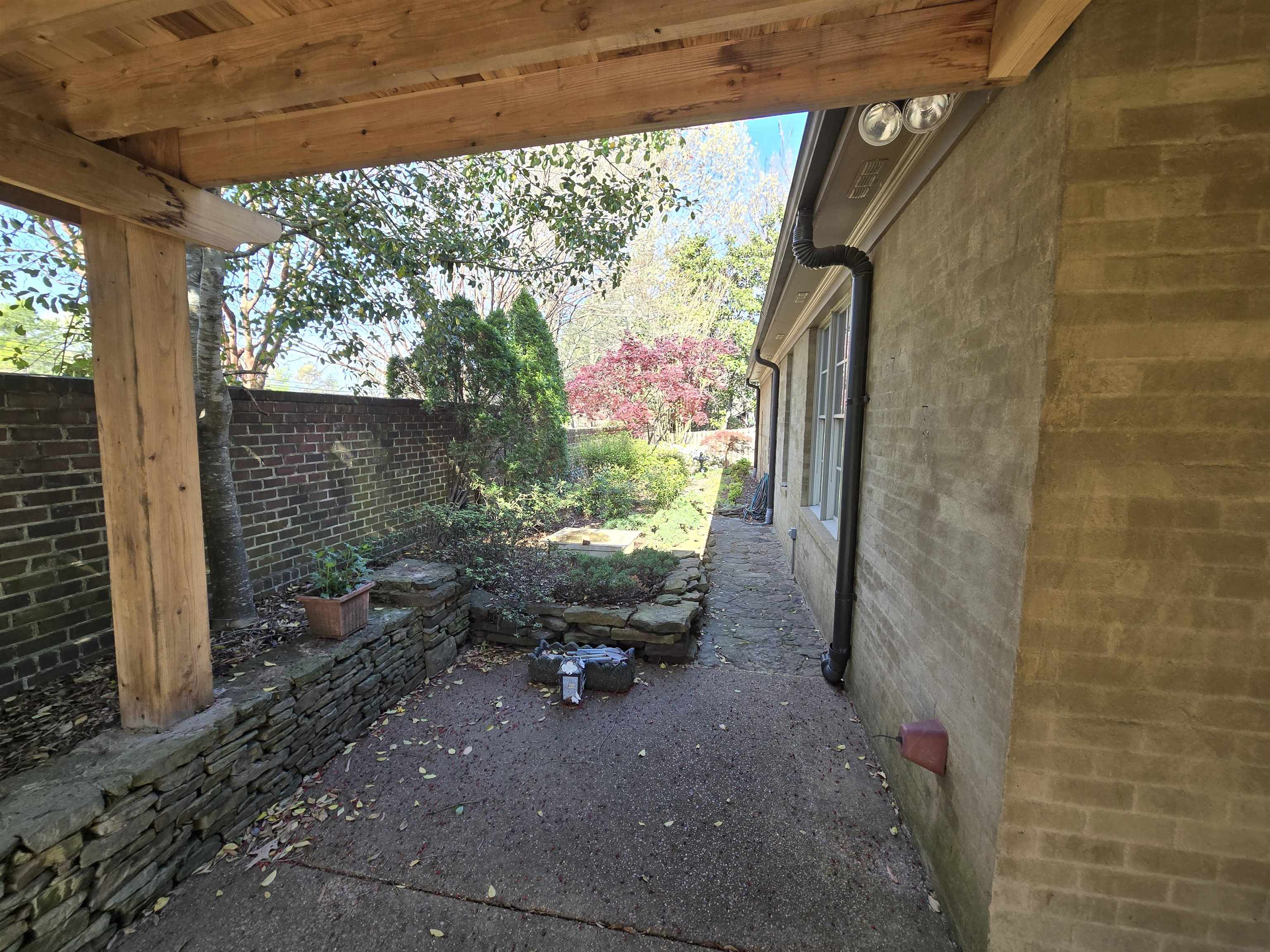 3055 POPLAR GROVE LN