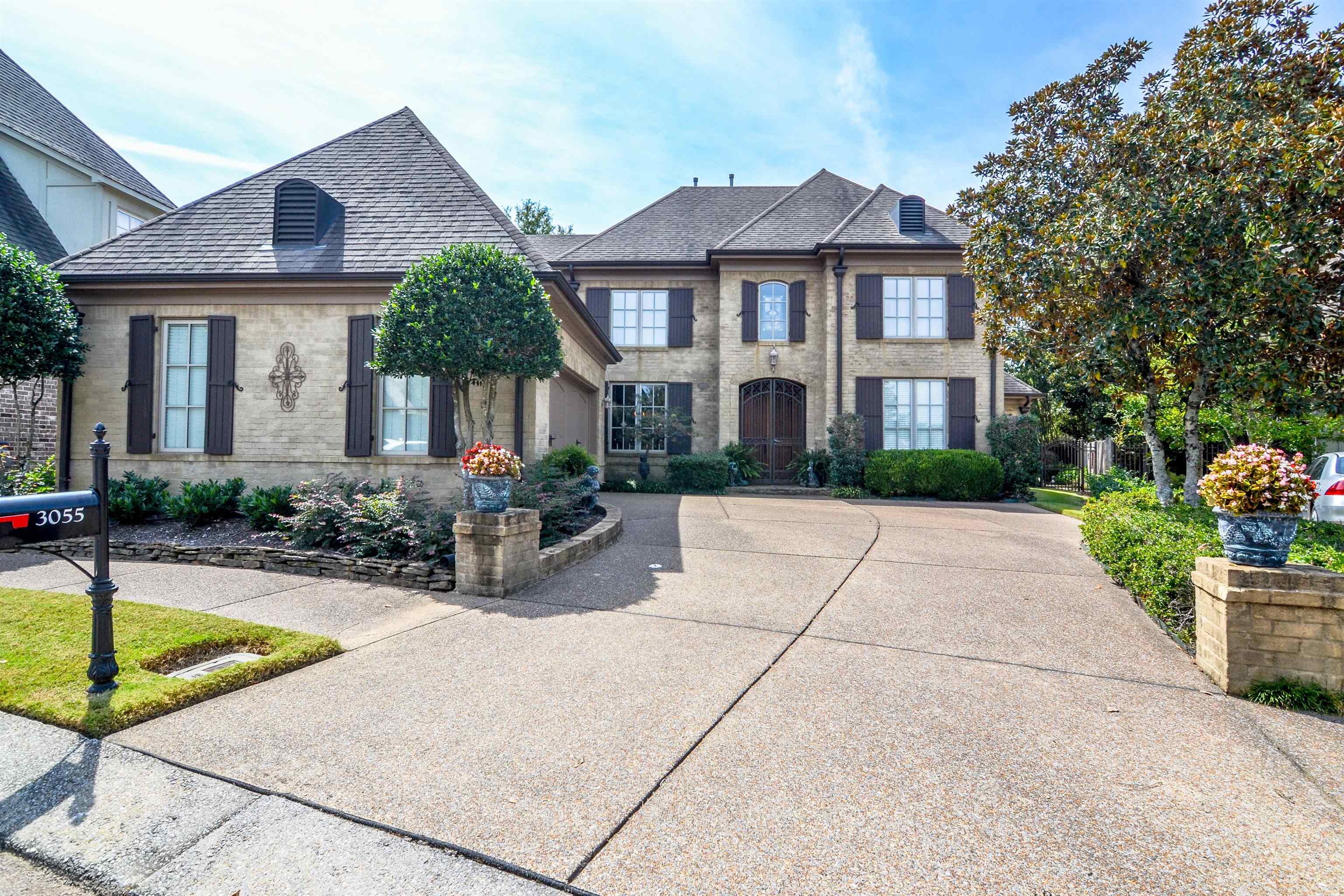 3055 POPLAR GROVE LN