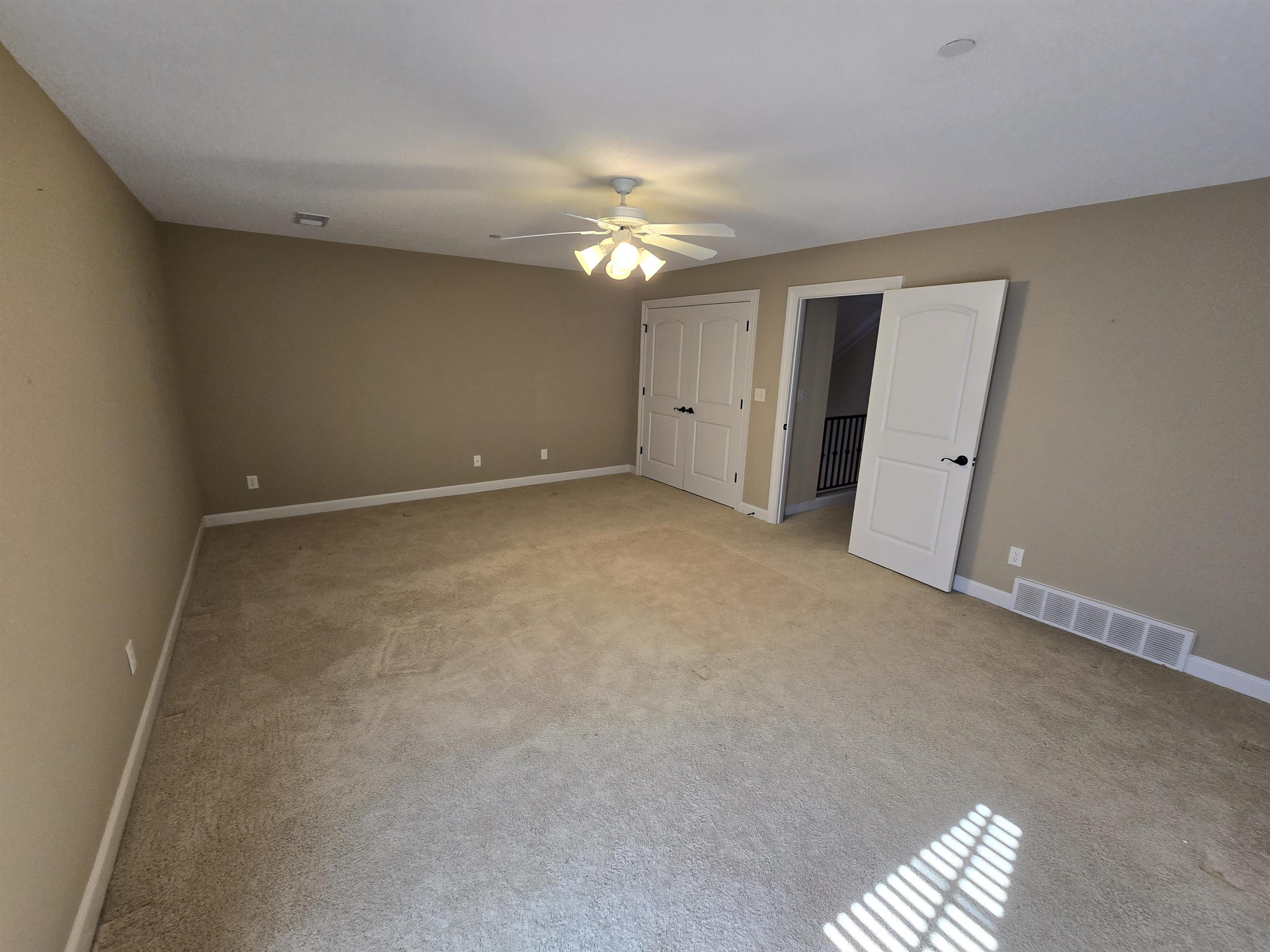 3055 POPLAR GROVE LN