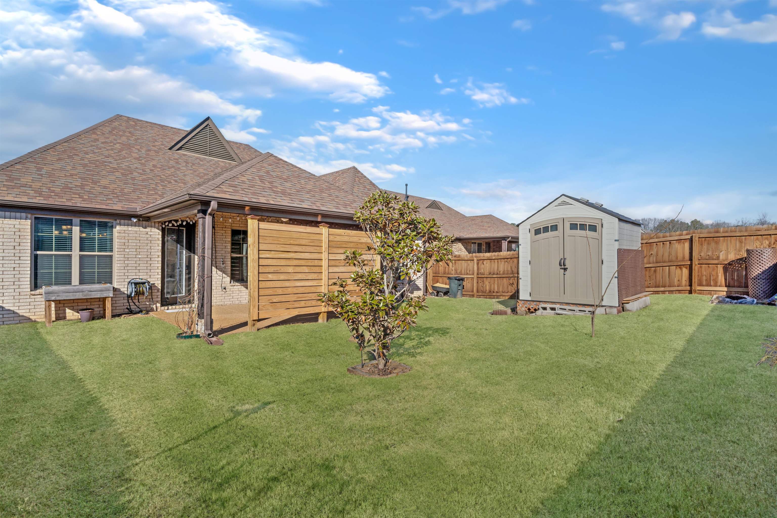 225 DOGWOOD SPRINGS DR