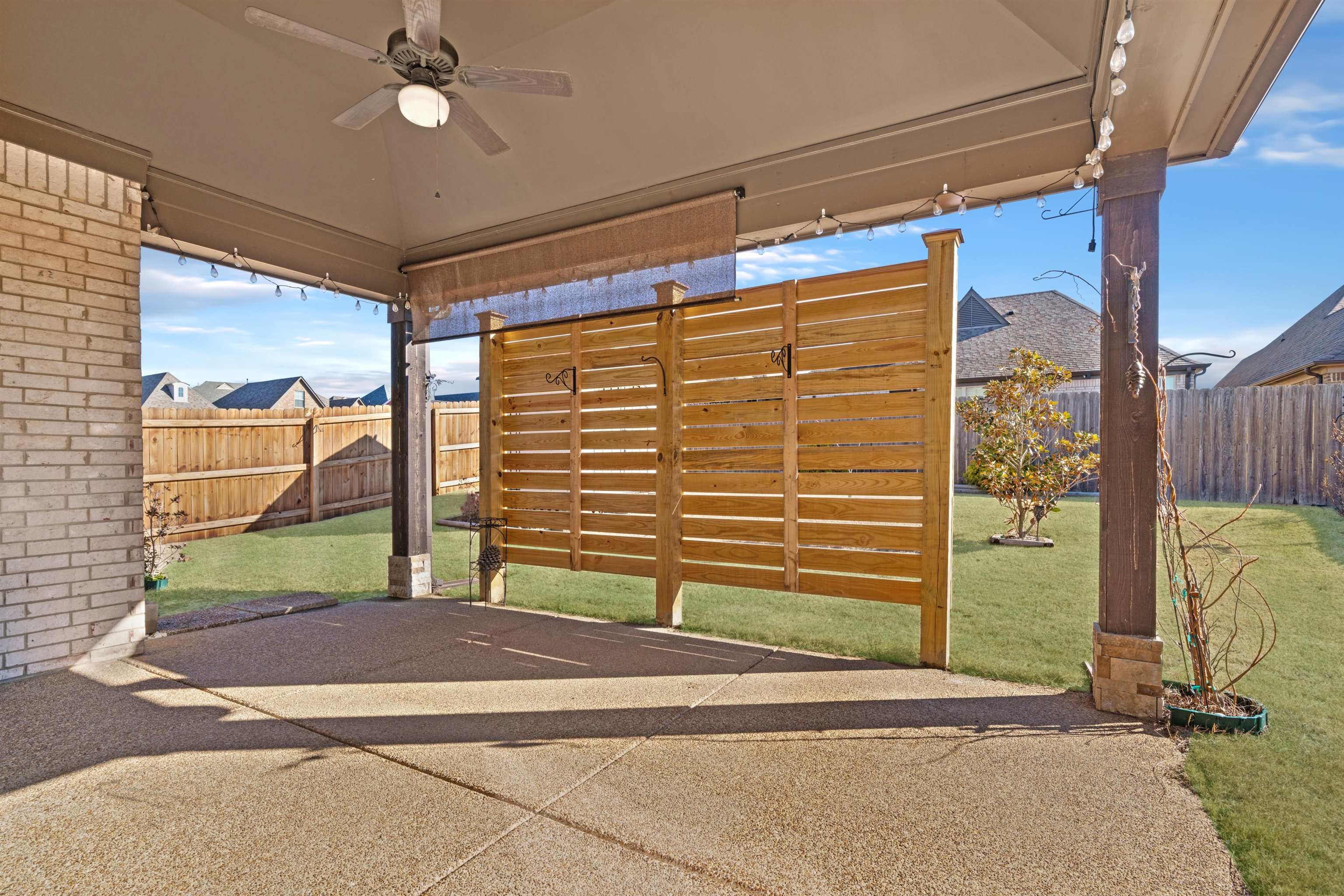 225 DOGWOOD SPRINGS DR