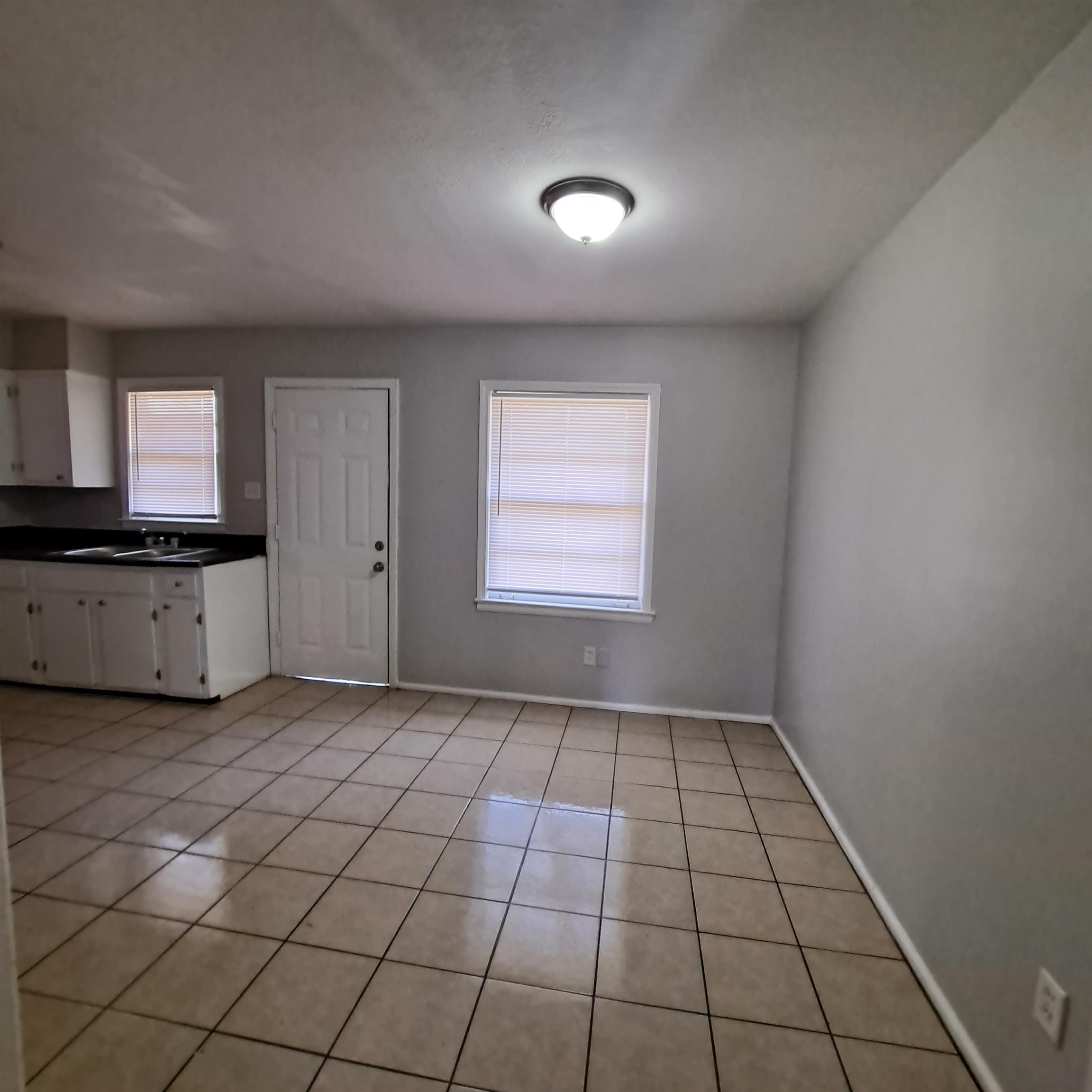 3558 KENSETT DR