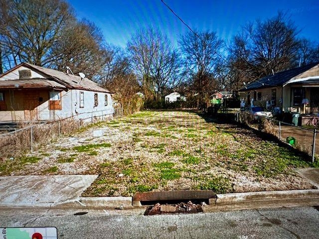 1472 MAY ST