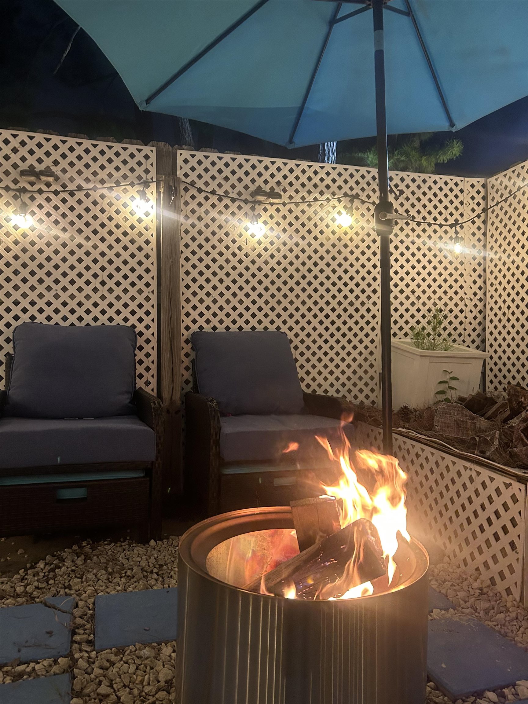 5882 ROXBURY DR Unit: 5882