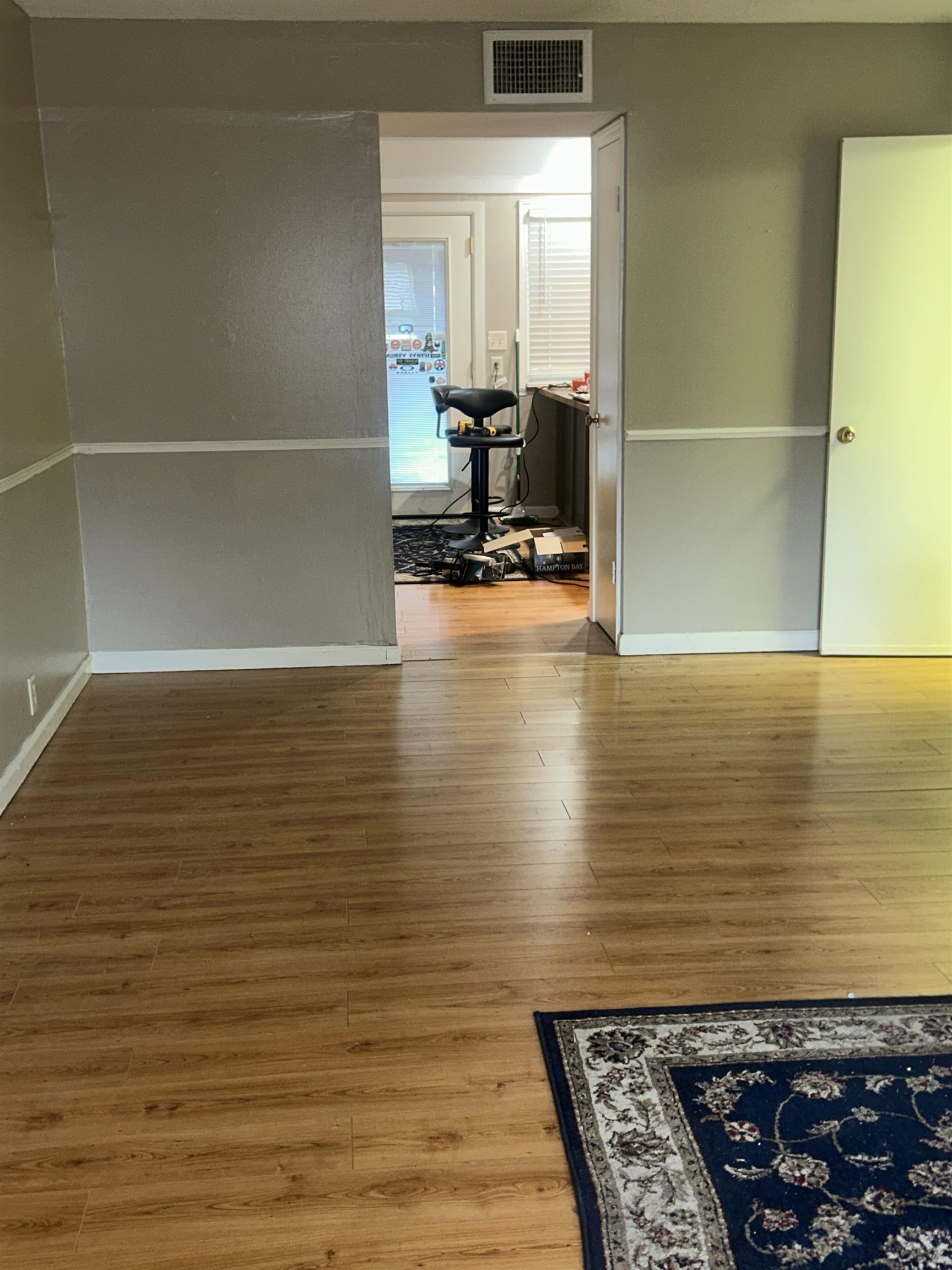 5882 ROXBURY DR Unit: 5882