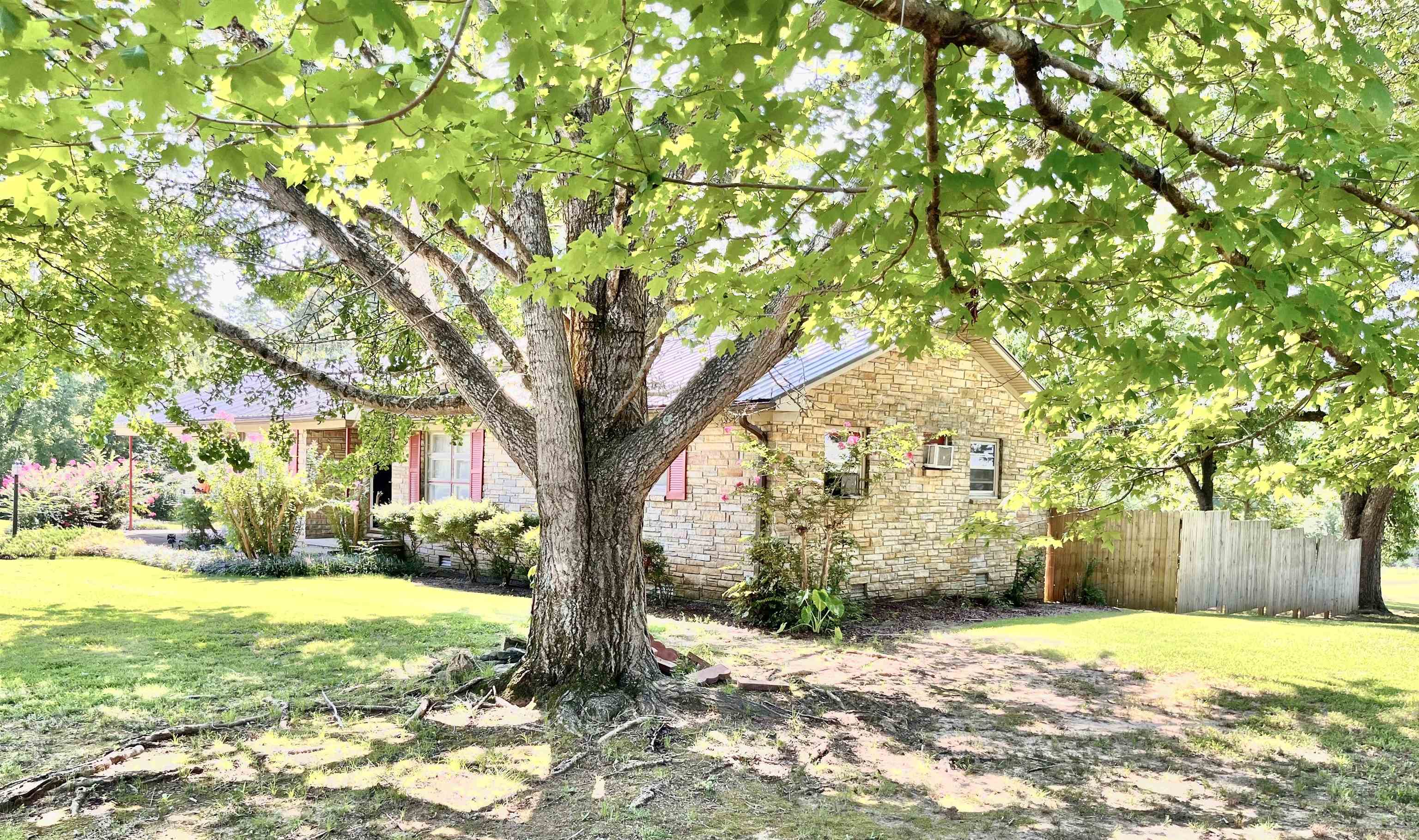 1721 W HIGHWAY 4 HWY
