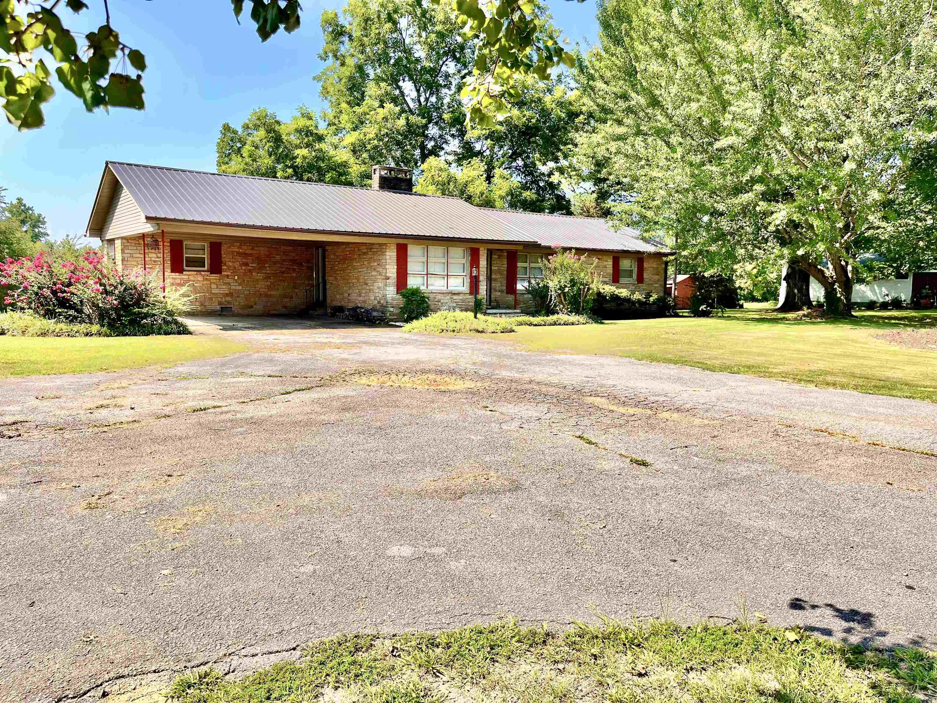 1721 W HIGHWAY 4 HWY