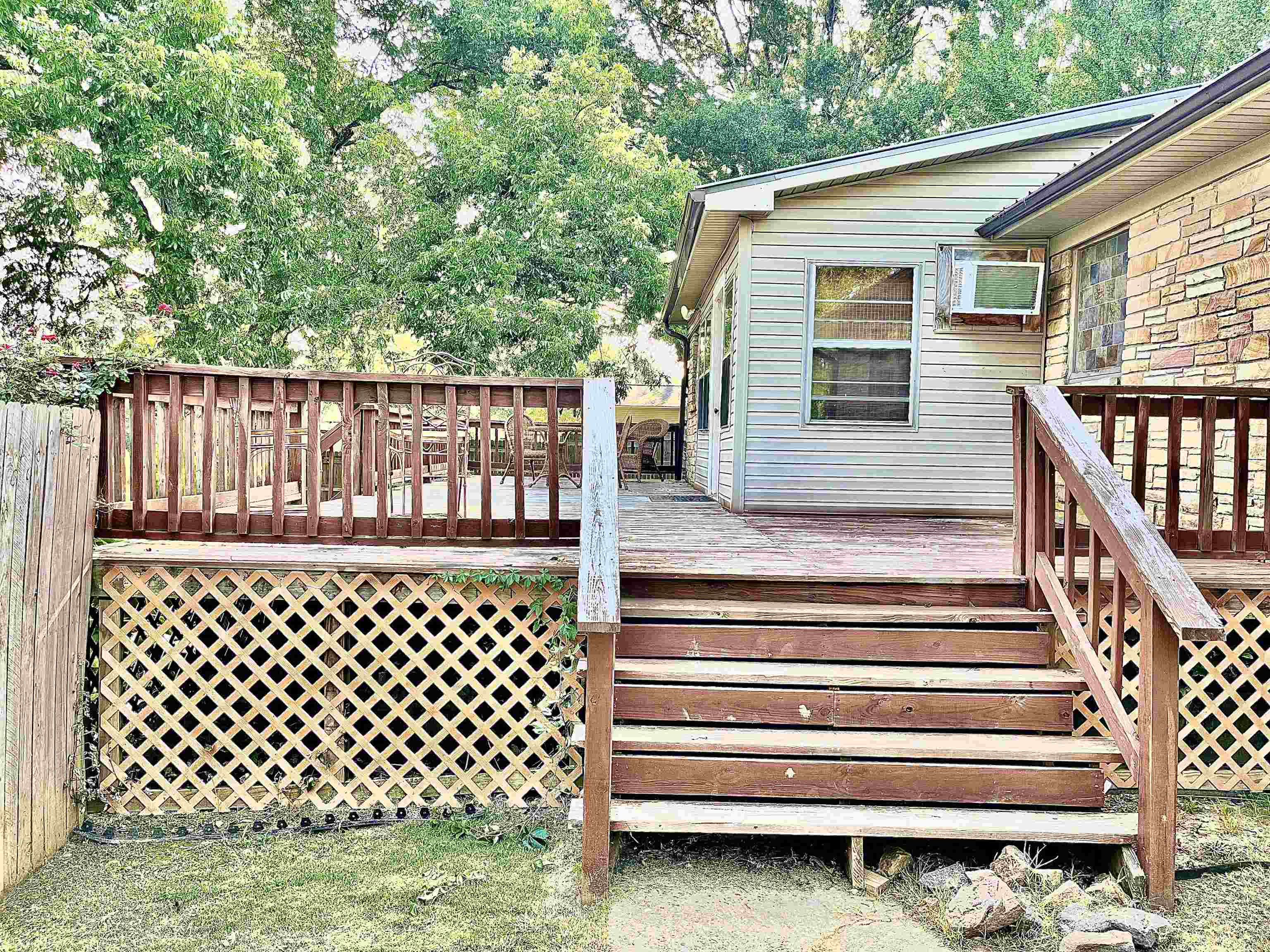 1721 W HIGHWAY 4 HWY
