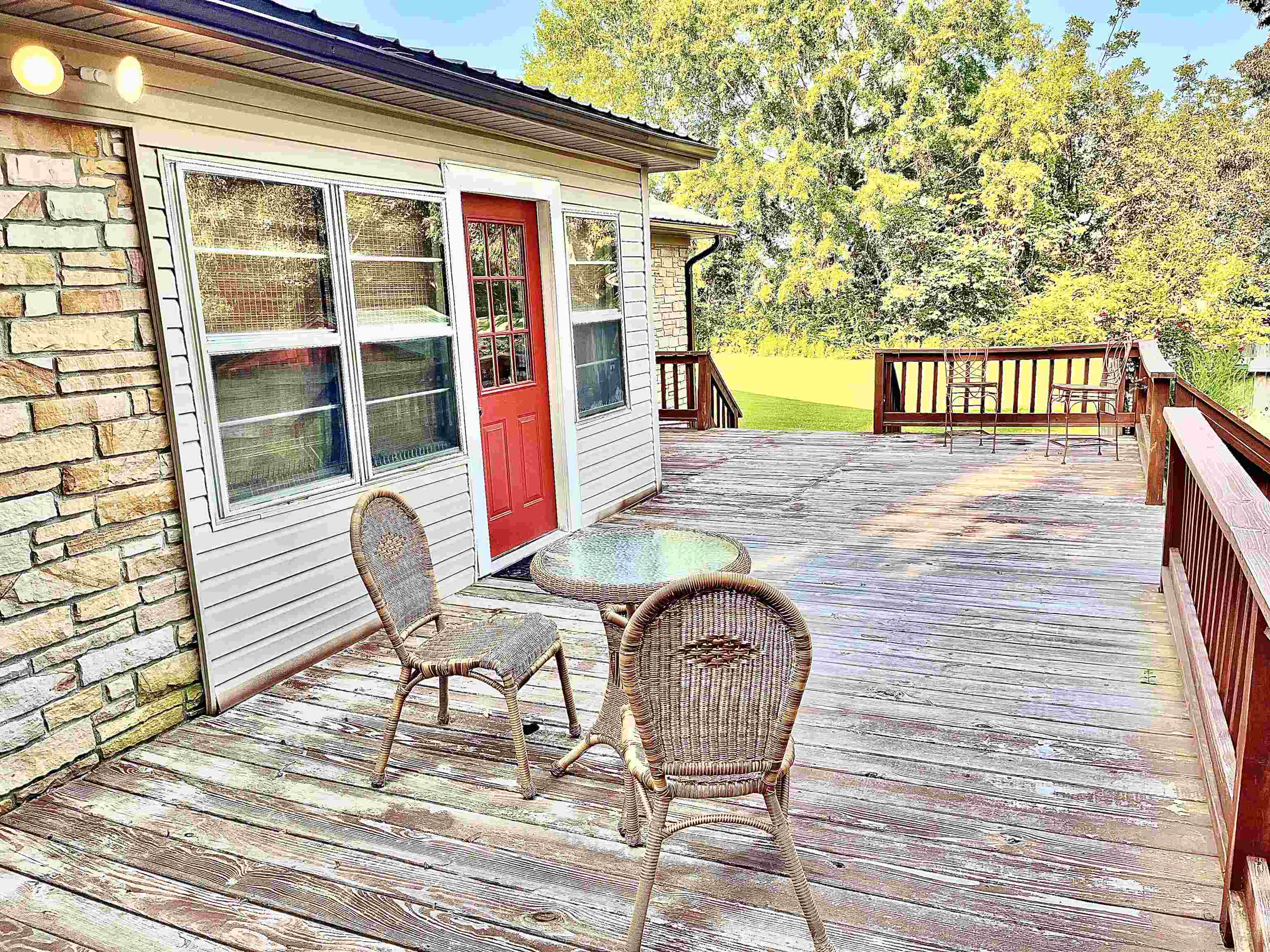 1721 W HIGHWAY 4 HWY