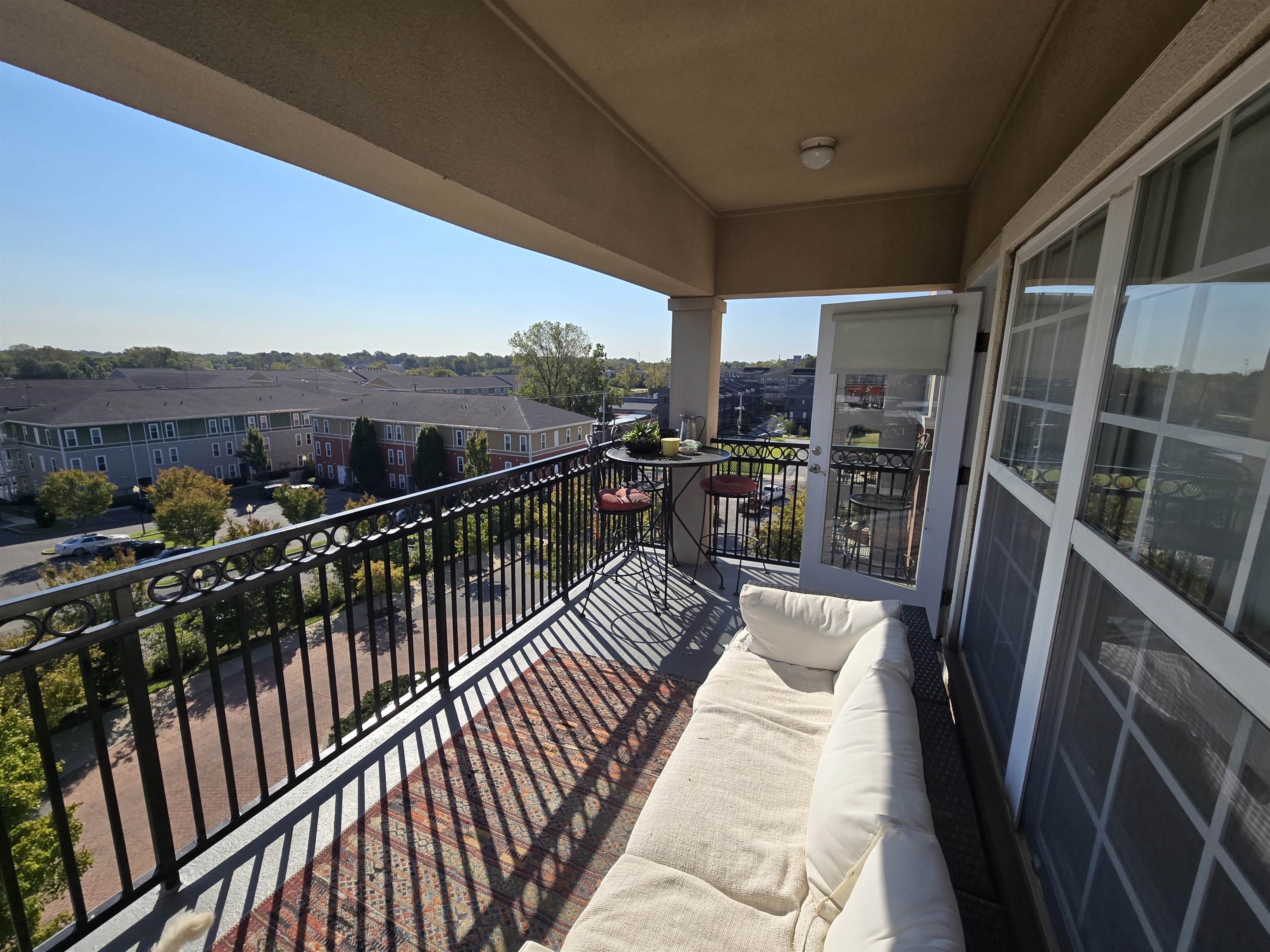 665 TENNESSEE ST Unit: 501