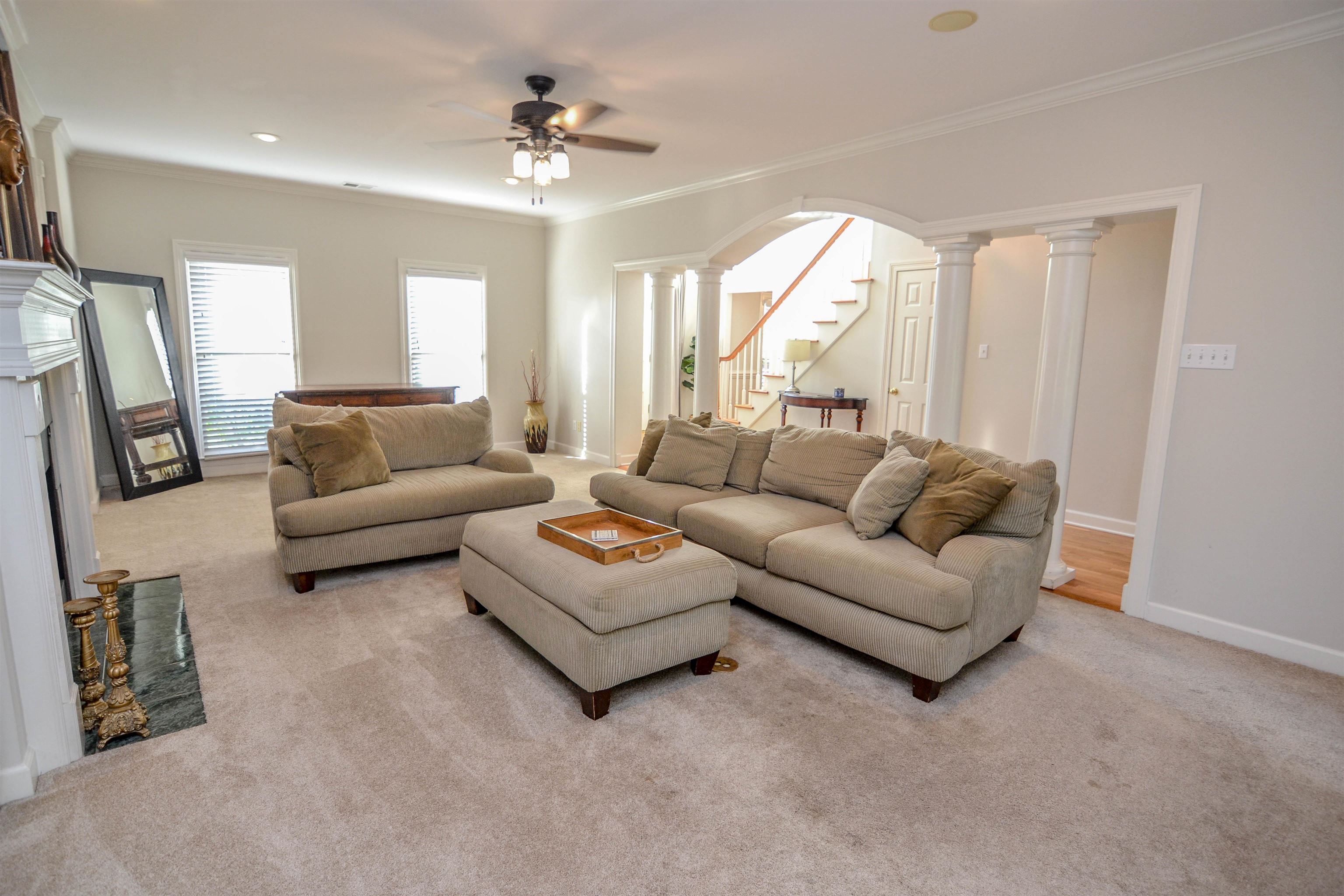 8829 RIVER HOLLOW DR