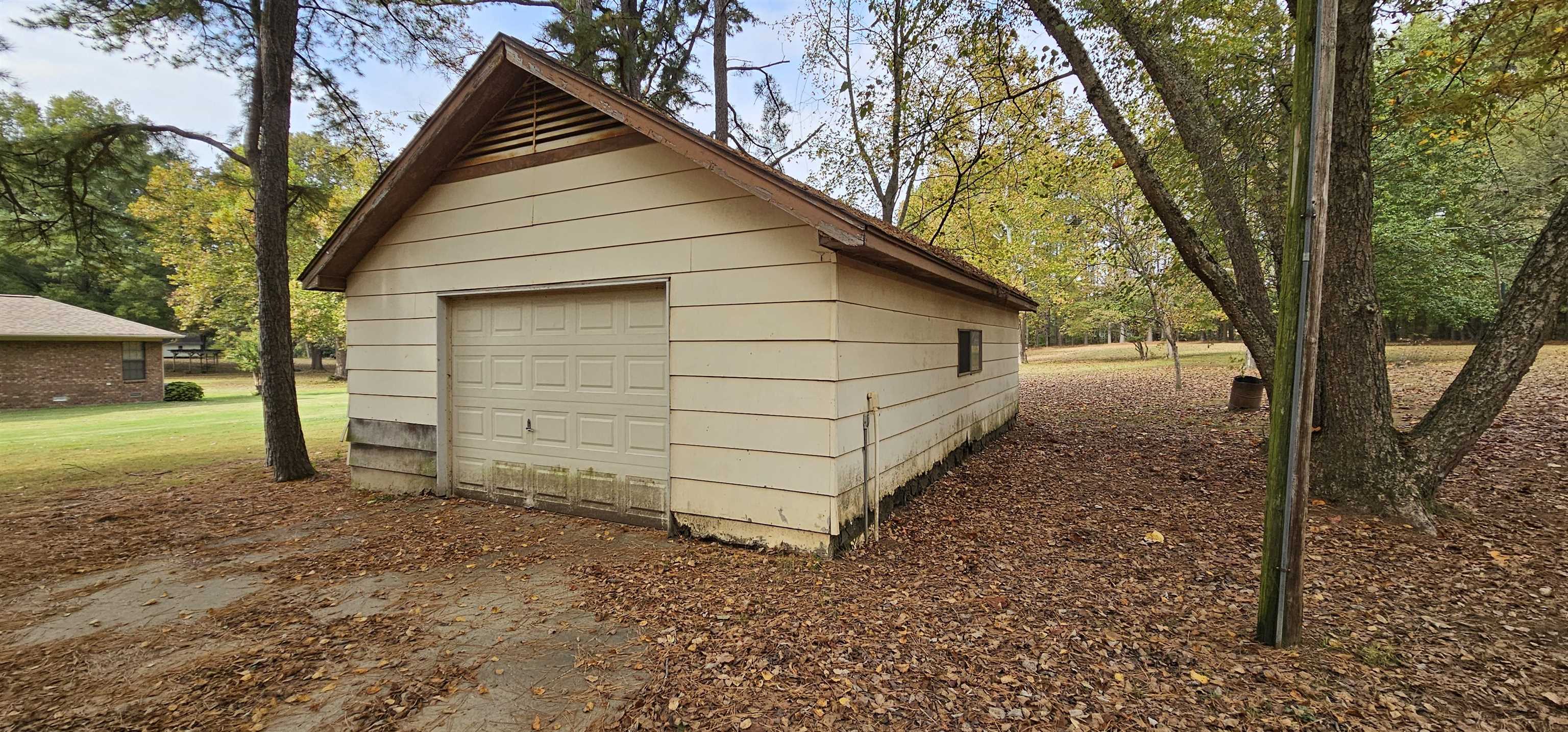 3834 SHANE RD