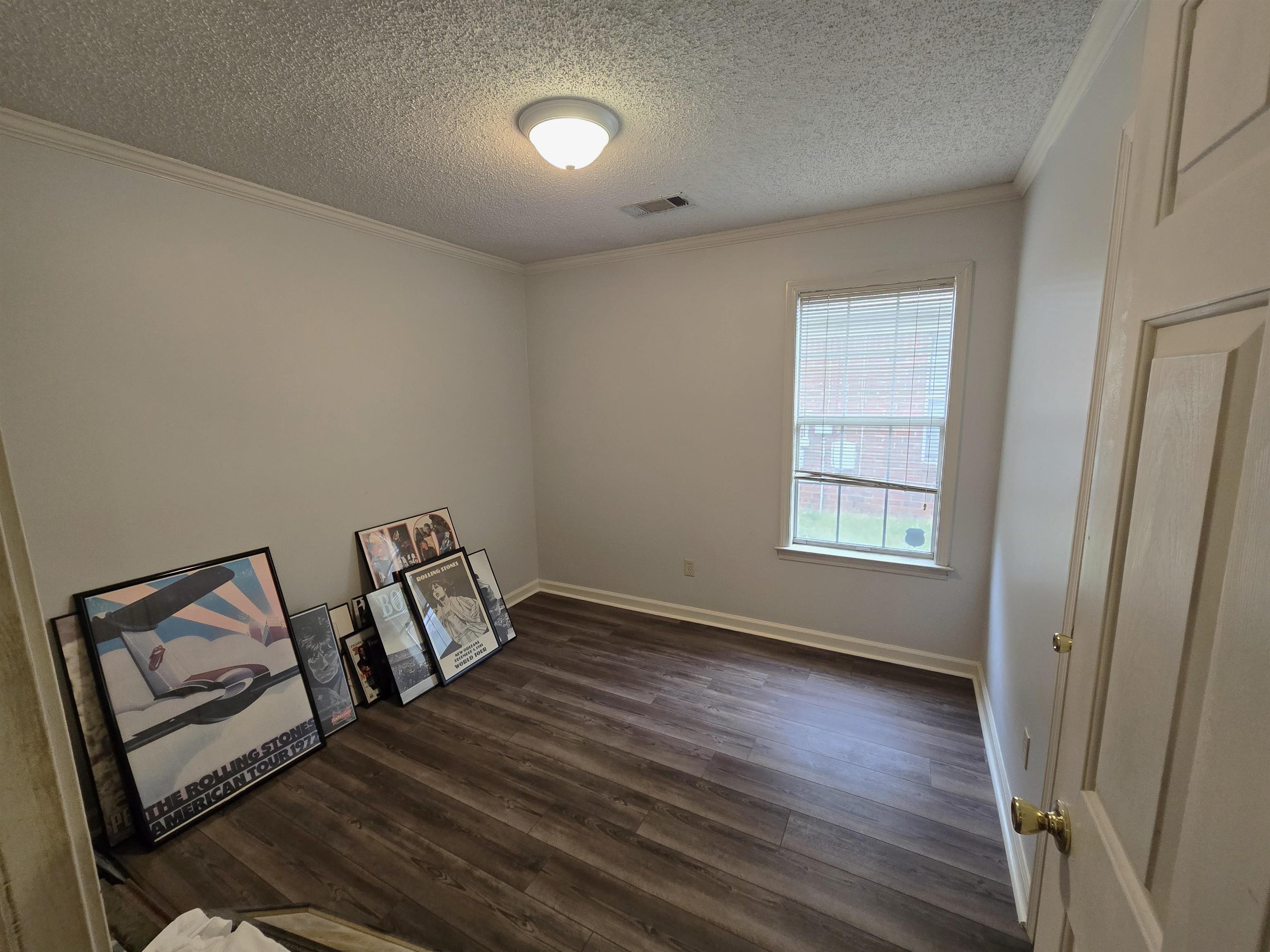 2216 LAKE SPRINGS LN