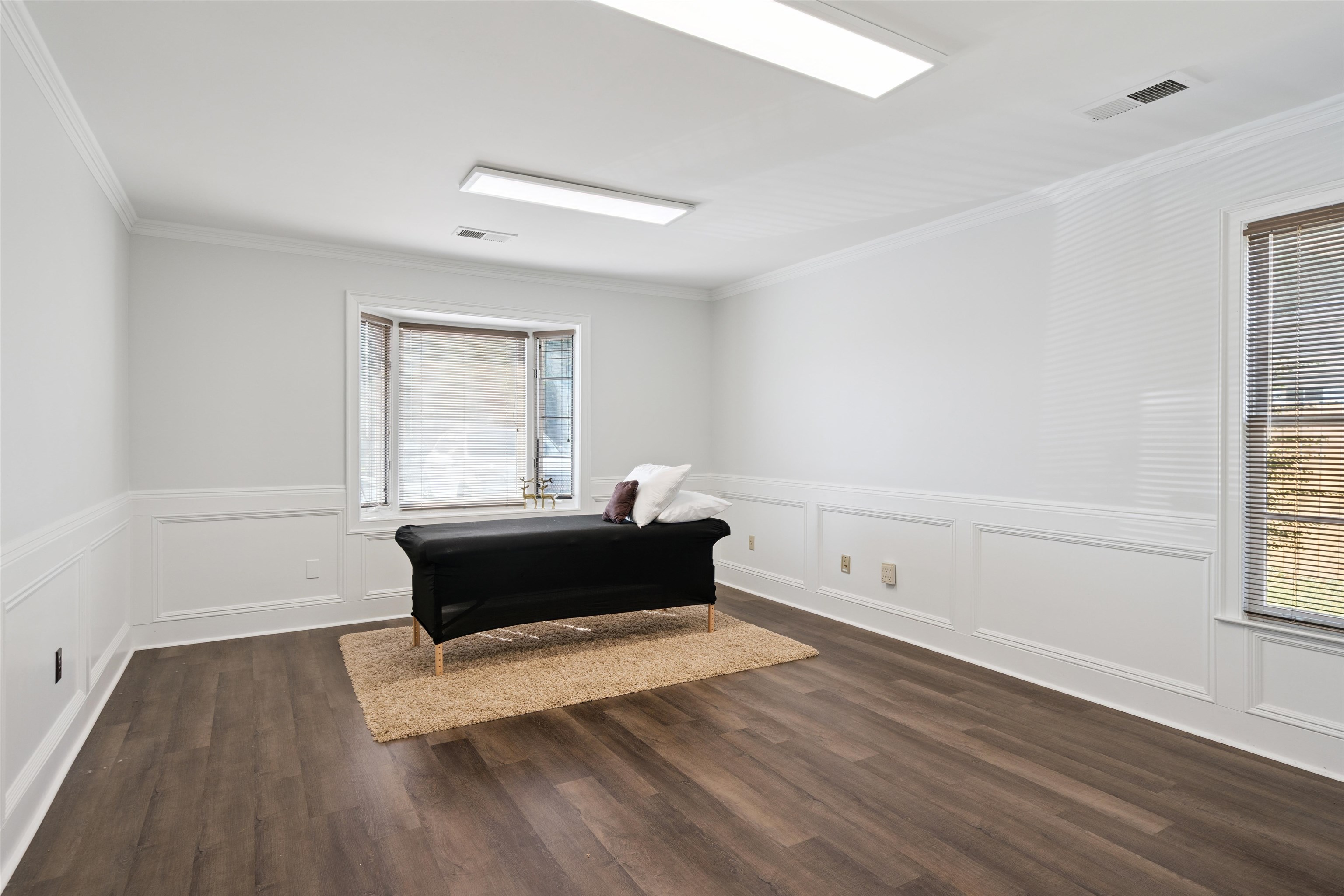 352 POPLAR VIEW LN
