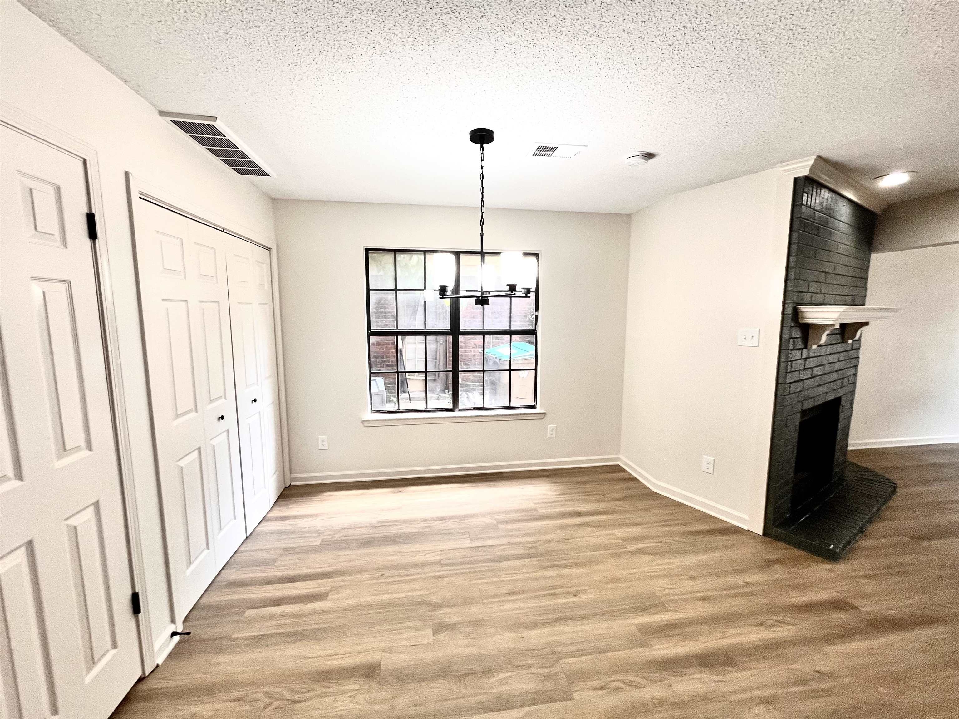 1646 OAKEN BUCKET DR