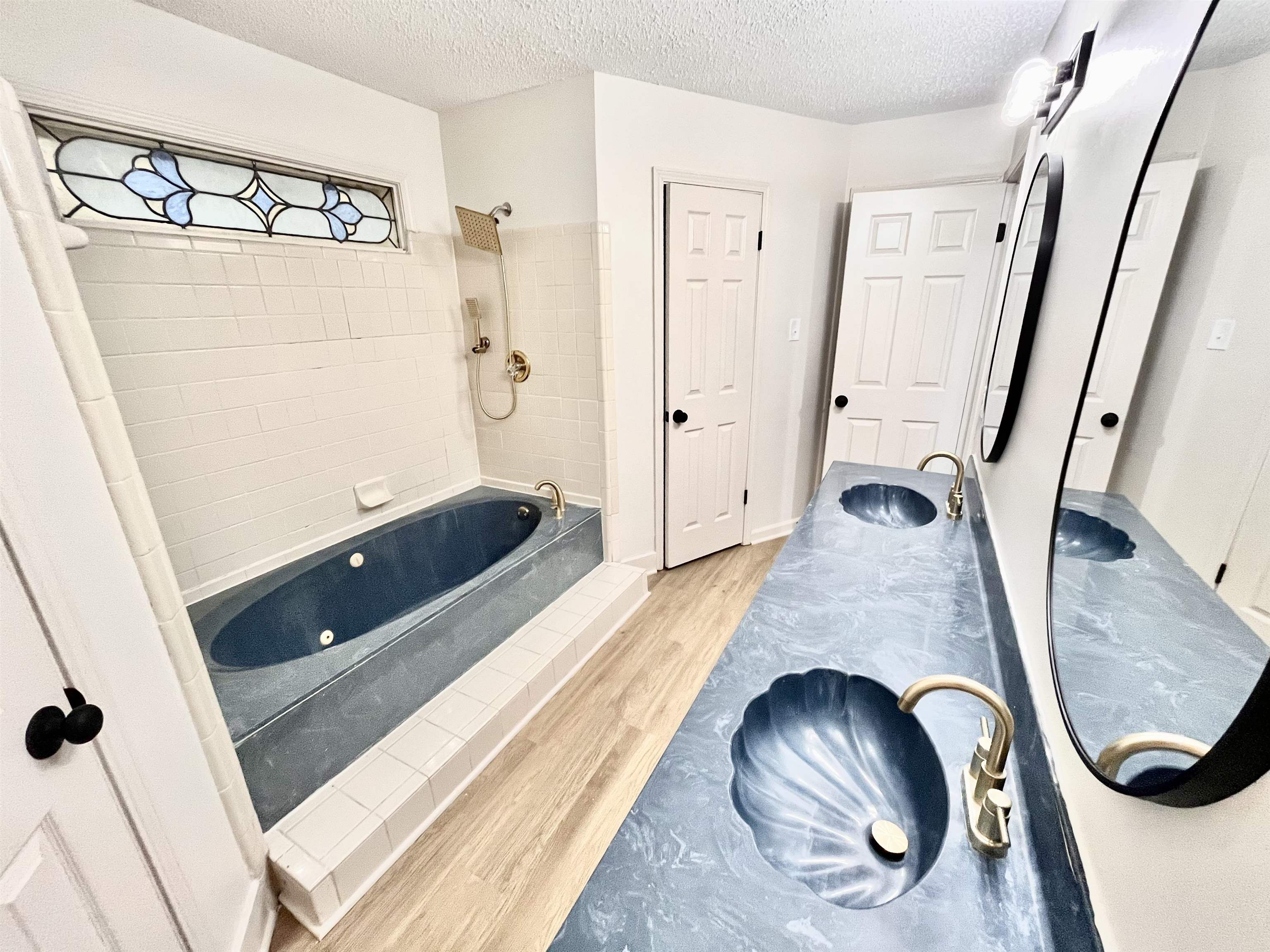 1646 OAKEN BUCKET DR