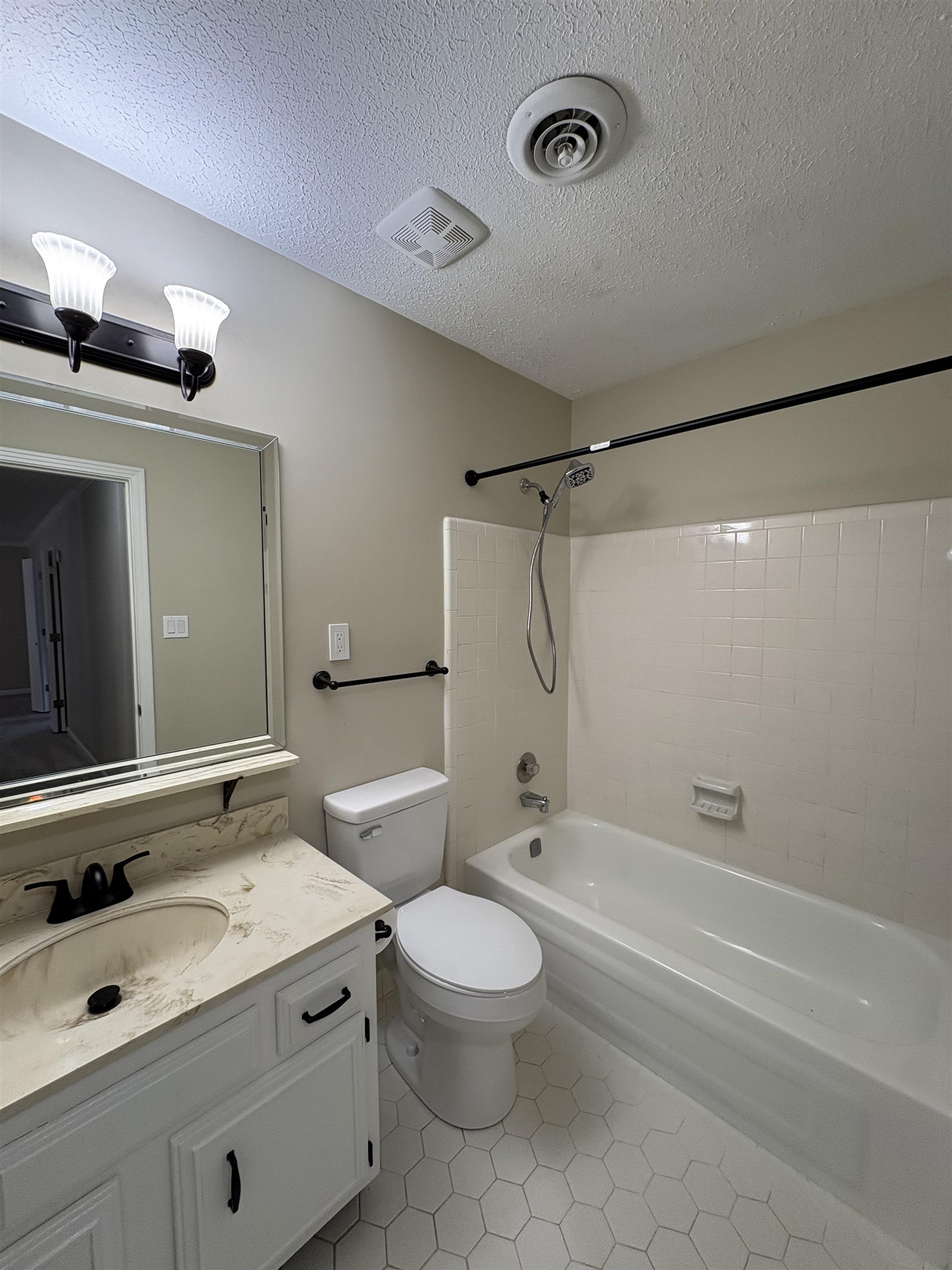 6985 FORDS STATION RD Unit: 41