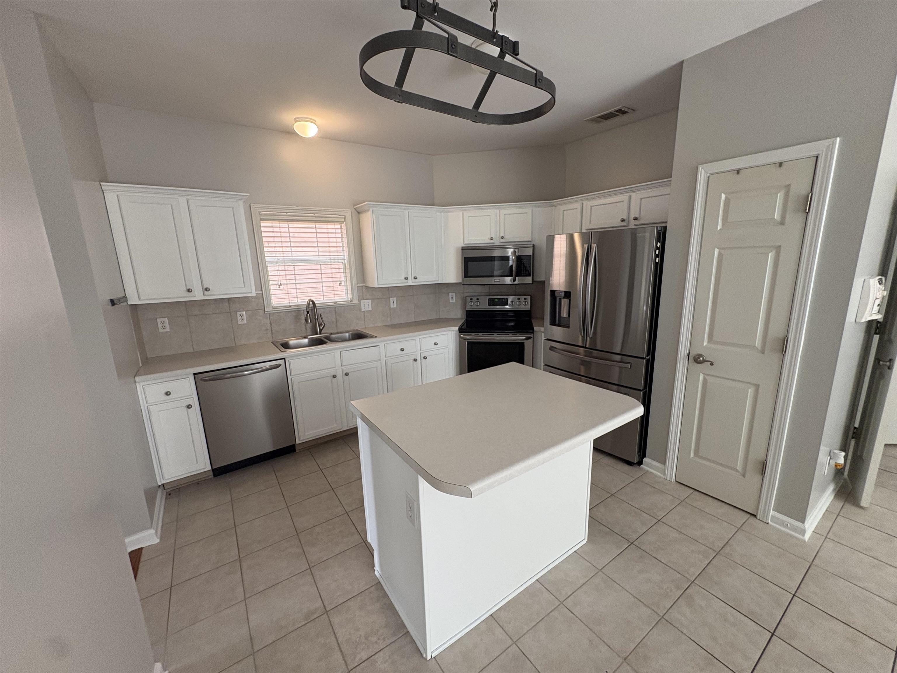 10448 SUNNYBROOK CIR