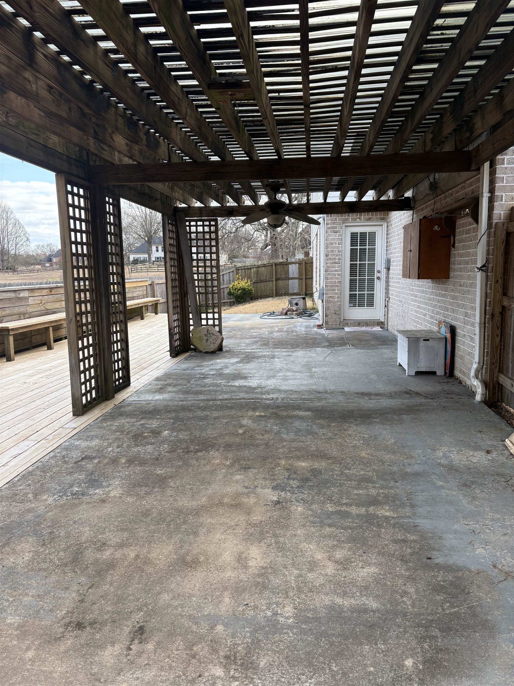 10448 SUNNYBROOK CIR