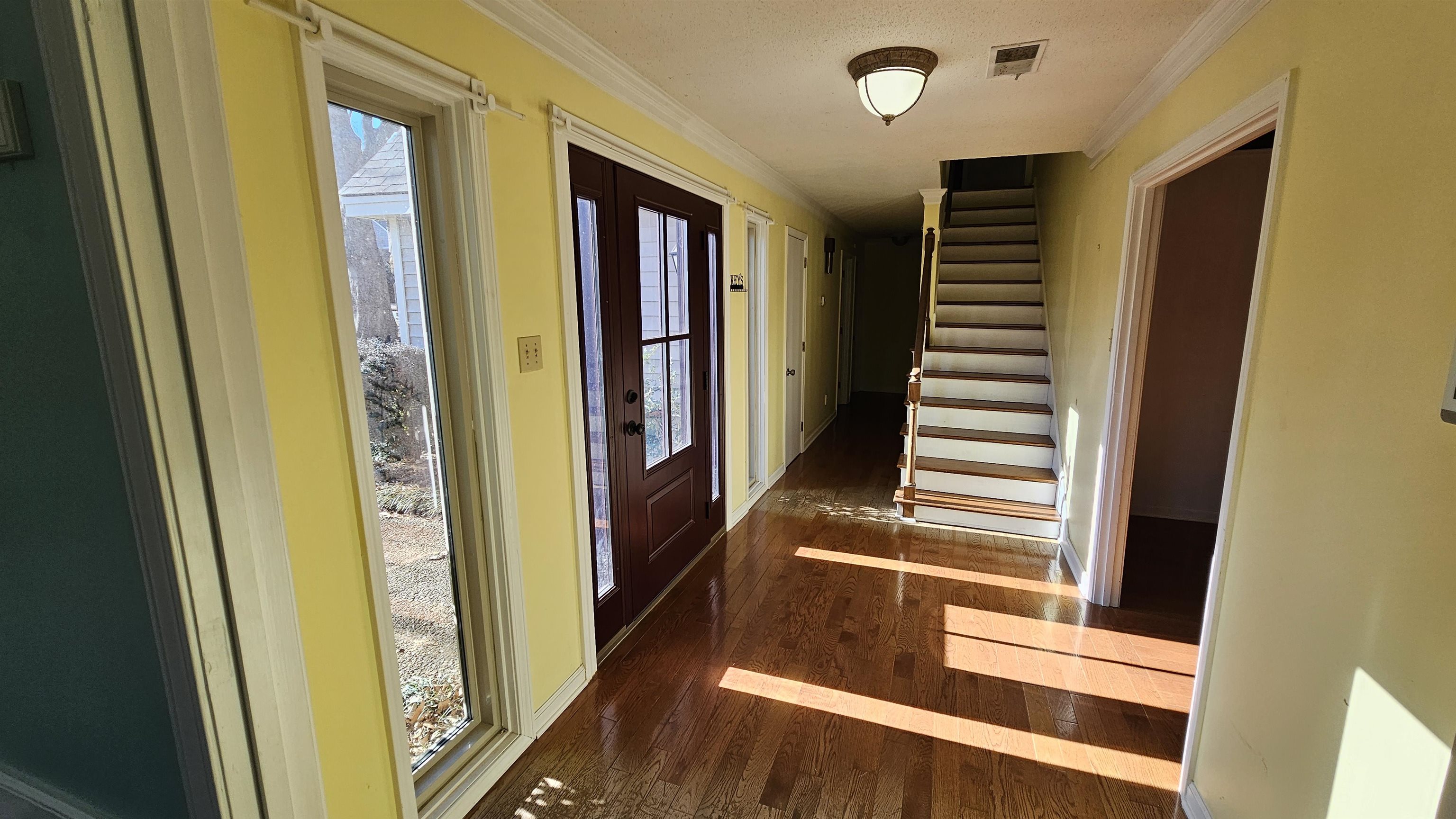 1411 POPLAR RIDGE DR