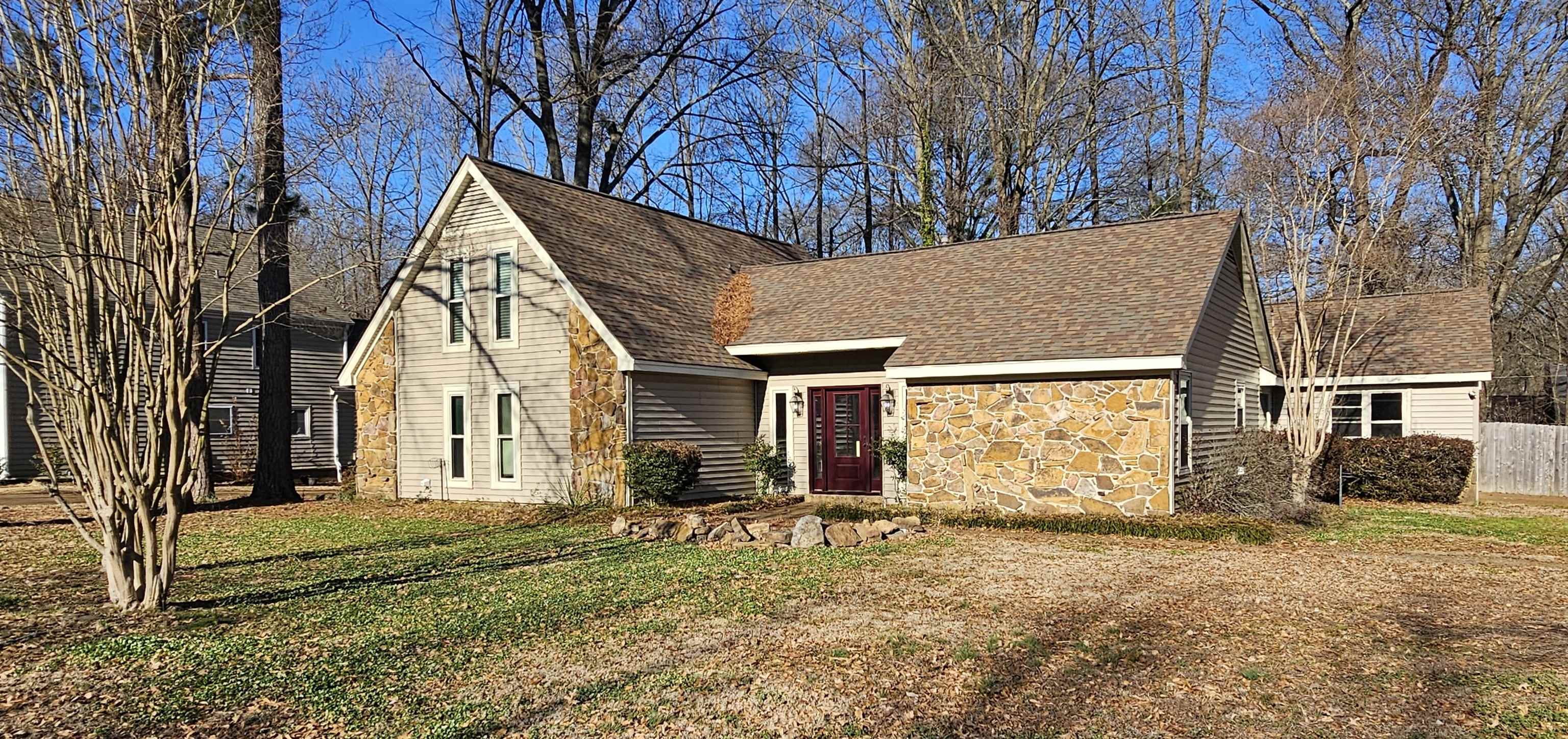 1411 POPLAR RIDGE DR