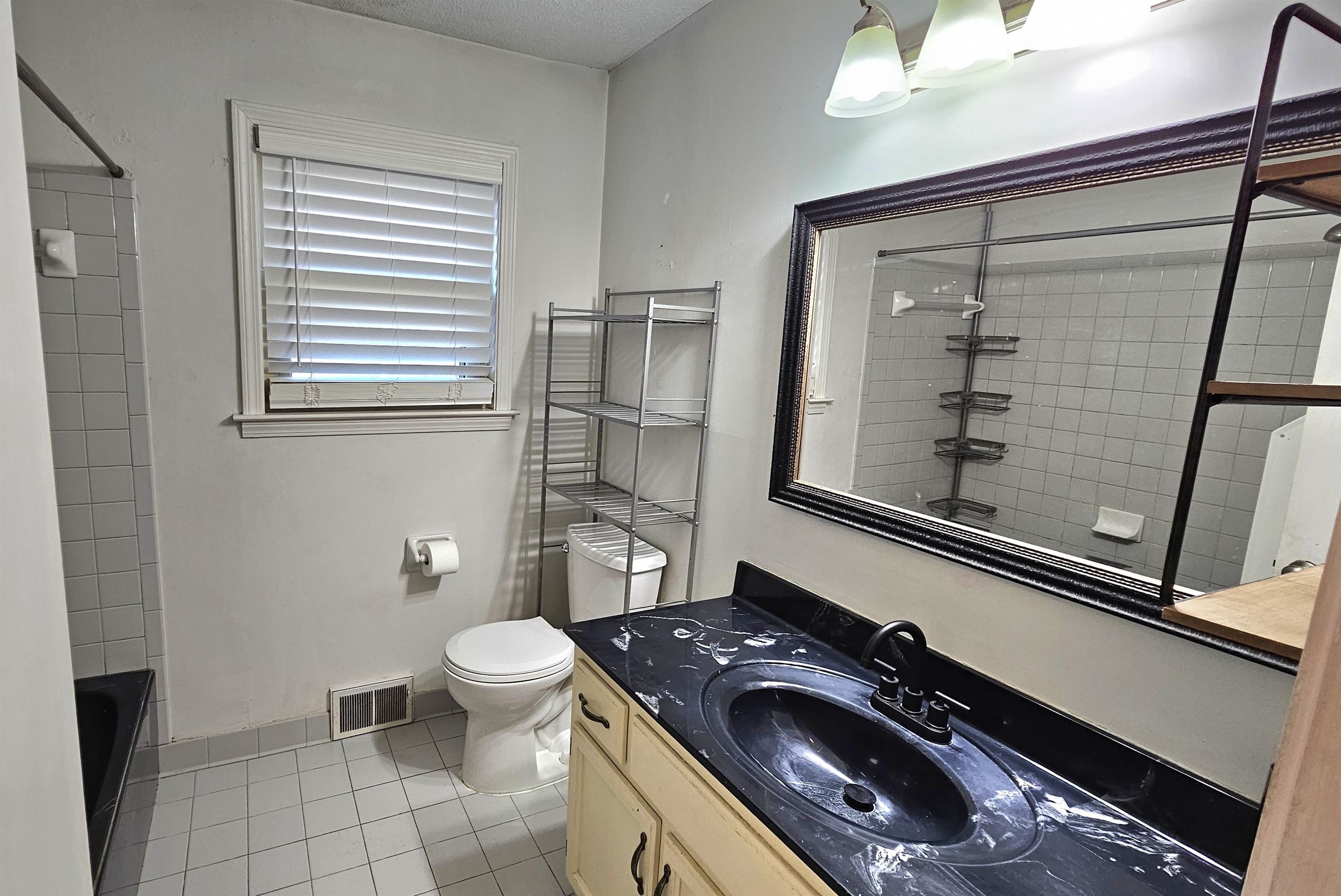 1411 POPLAR RIDGE DR