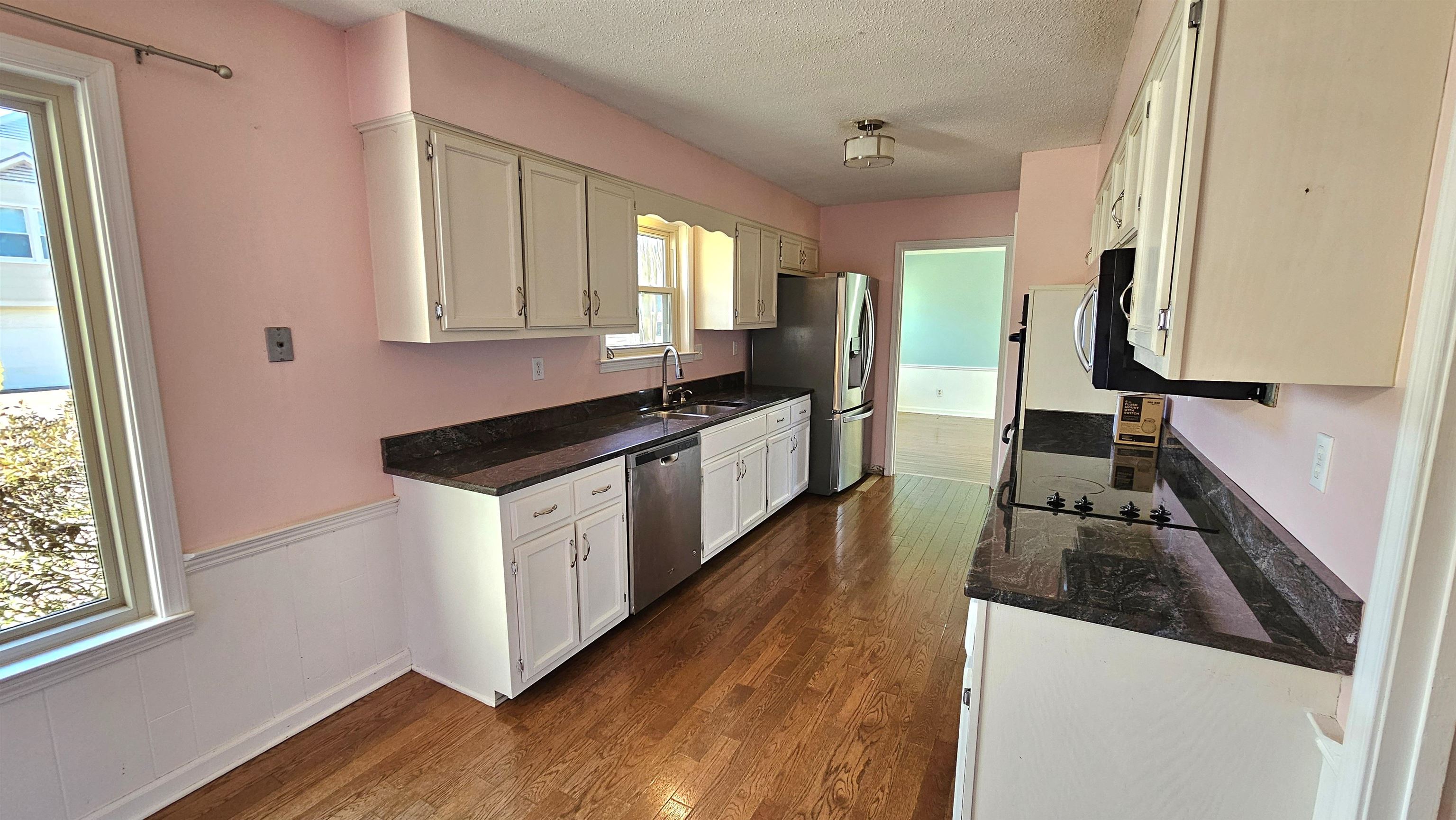 1411 POPLAR RIDGE DR