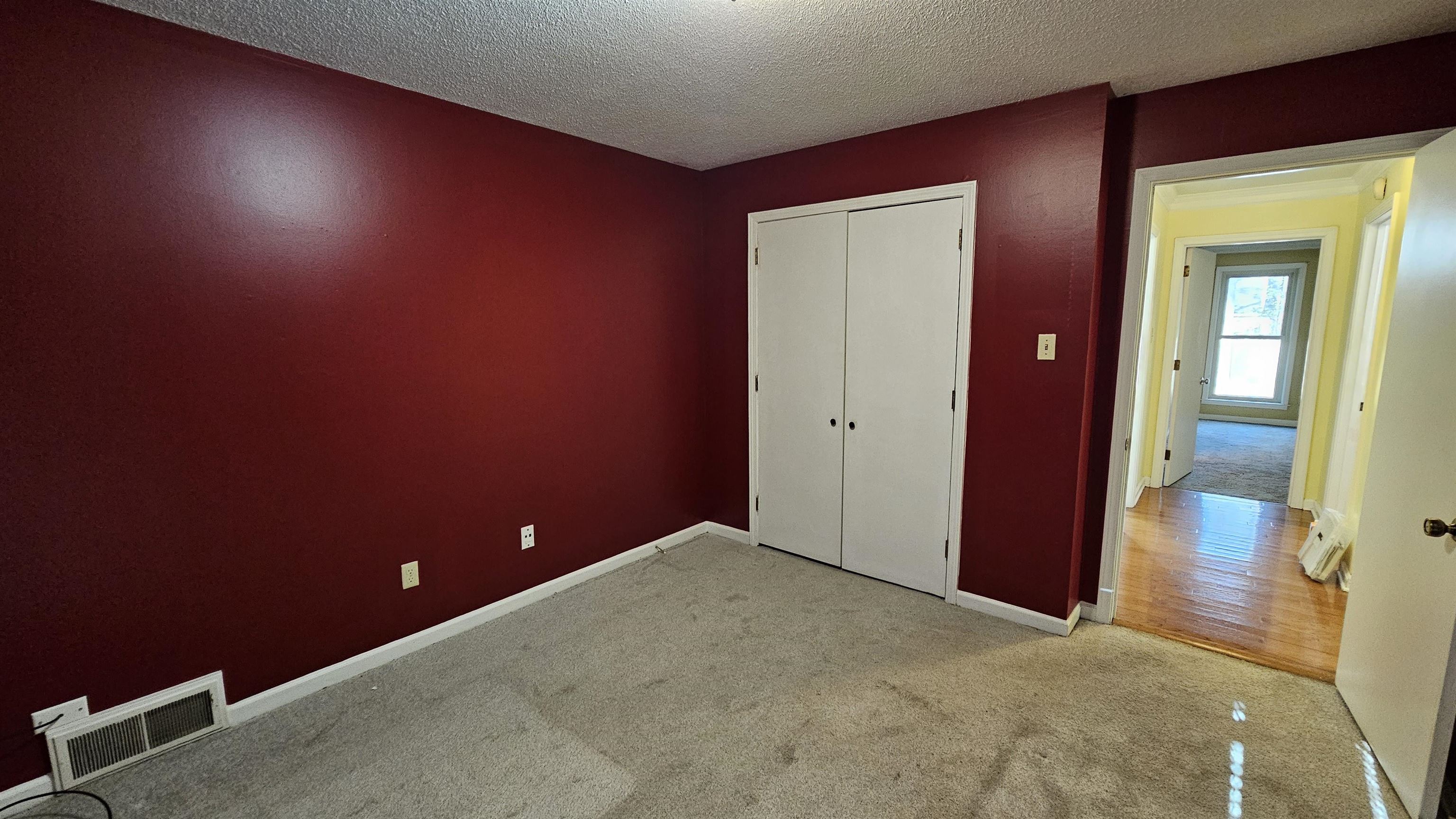 1411 POPLAR RIDGE DR