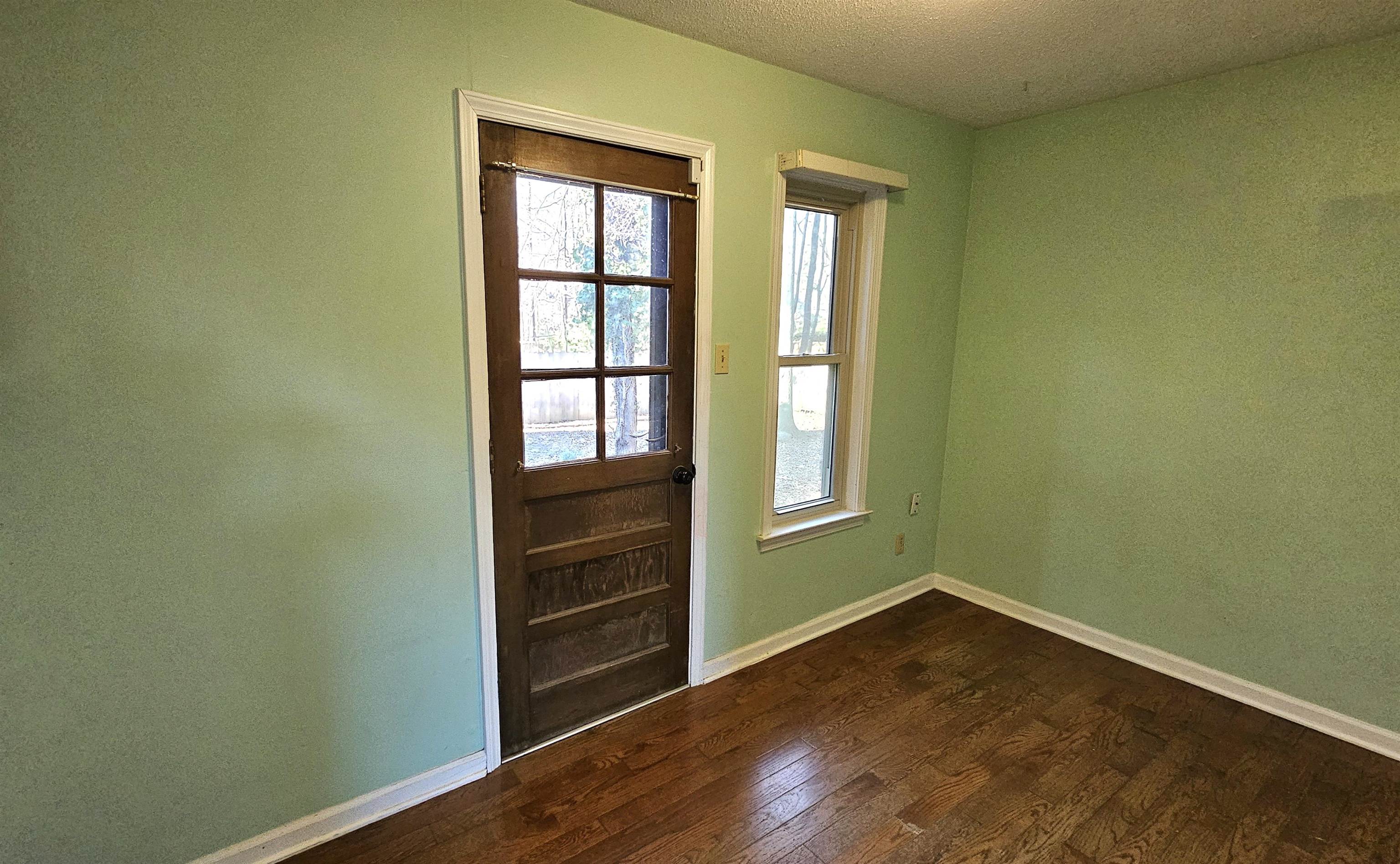 1411 POPLAR RIDGE DR