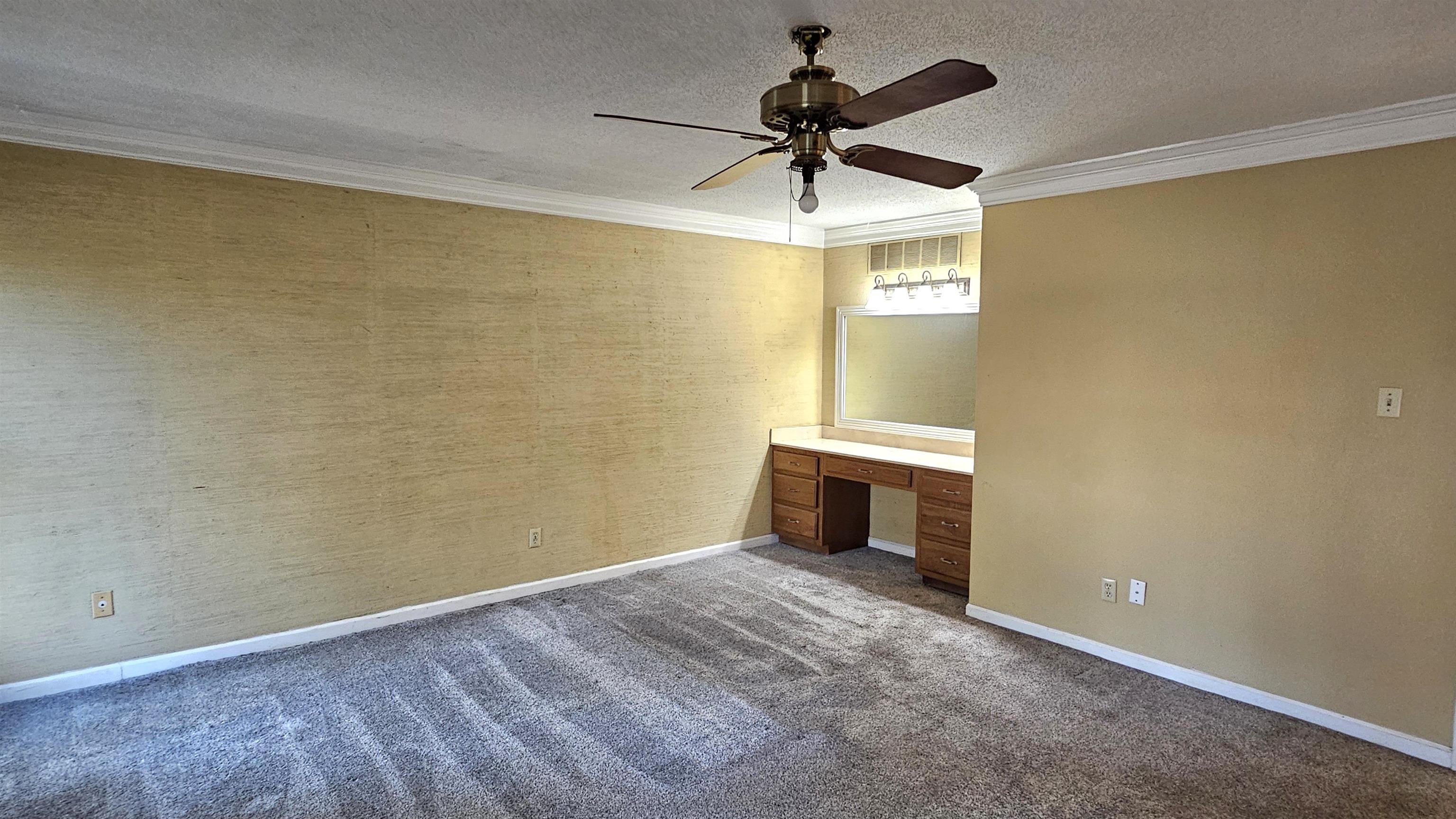 1411 POPLAR RIDGE DR