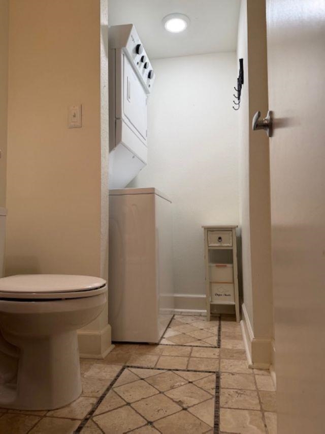 806 THISTLEDOWN DR Unit: 1303