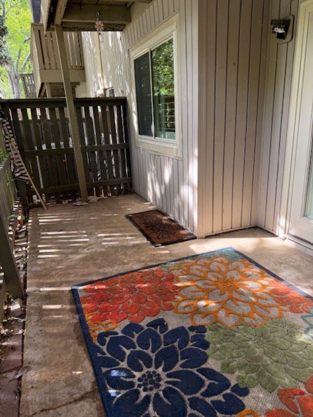 806 THISTLEDOWN DR Unit: 1303