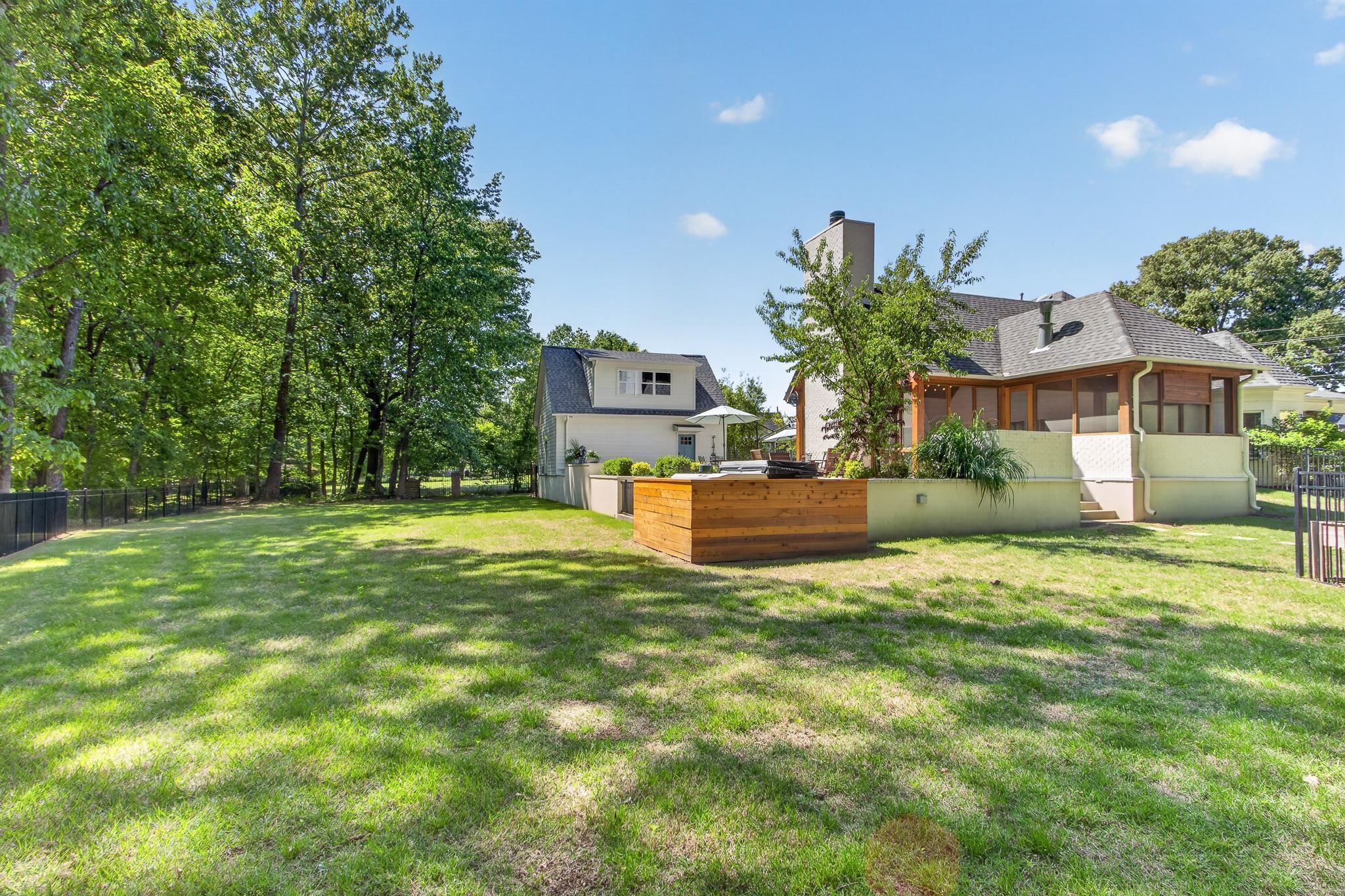 160 FAIR MEADOWS LN