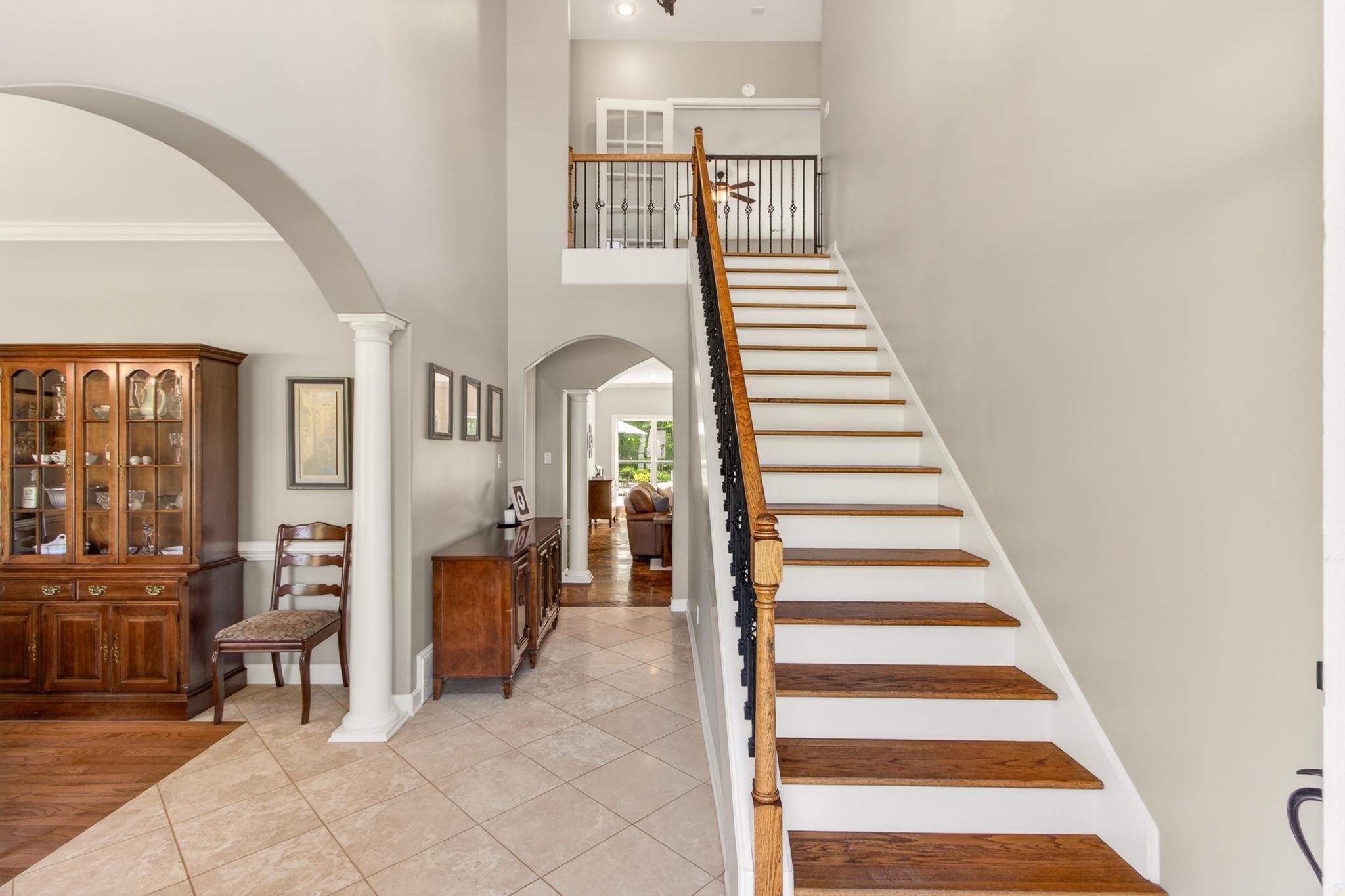 160 FAIR MEADOWS LN