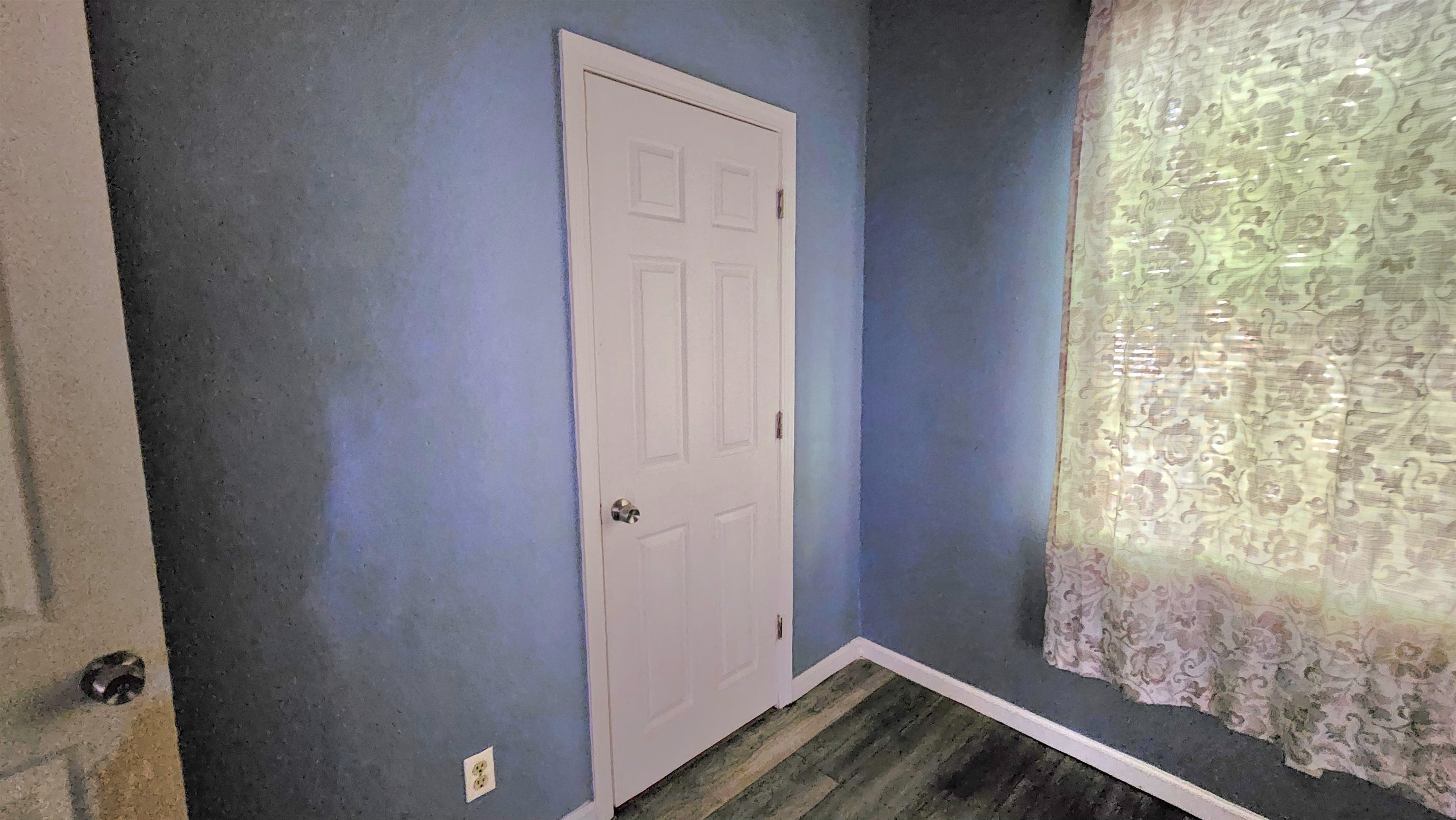 269 LOONEY AVE