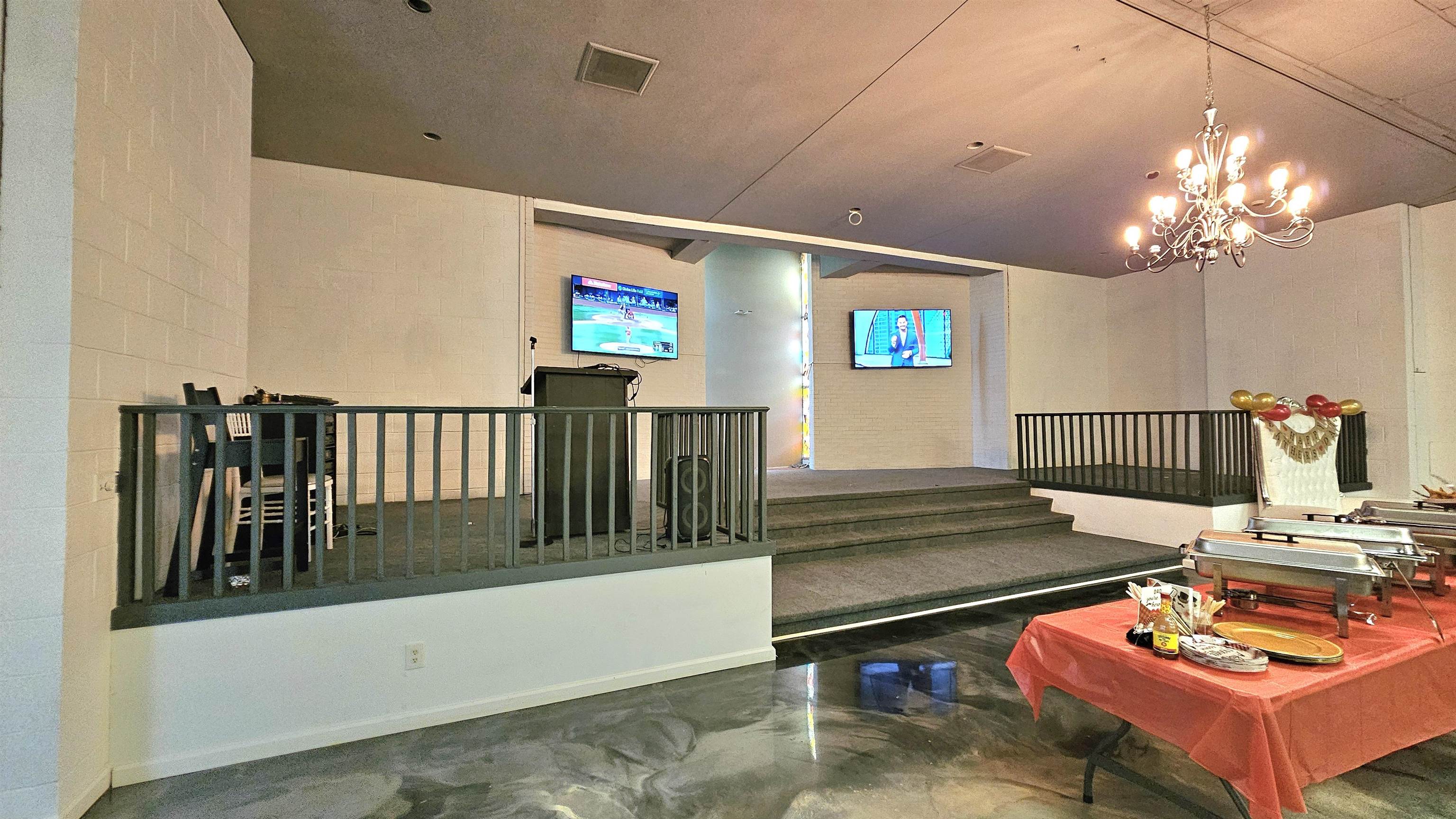 602 LOONEY AVE