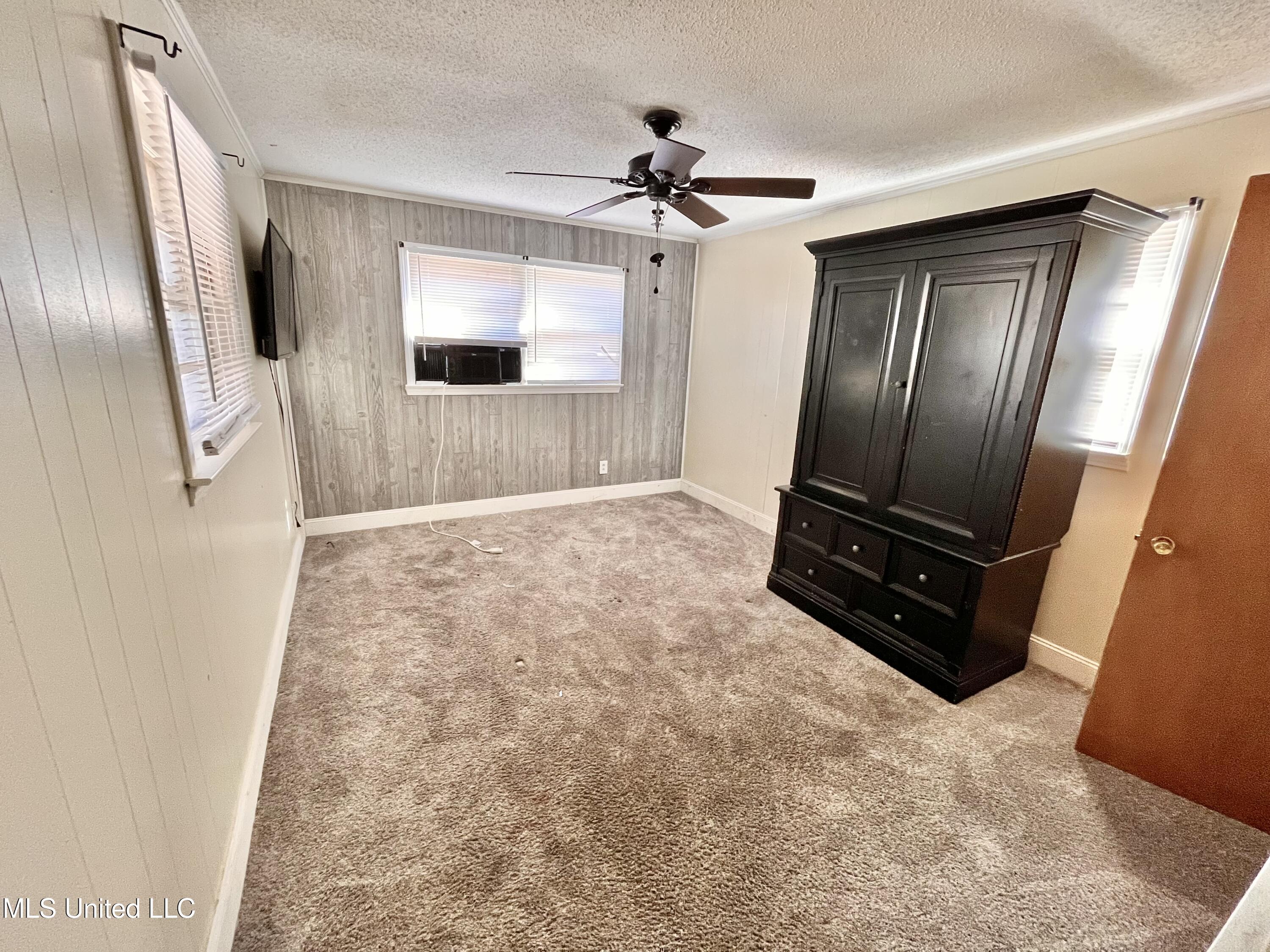 1721 W Highway 4
