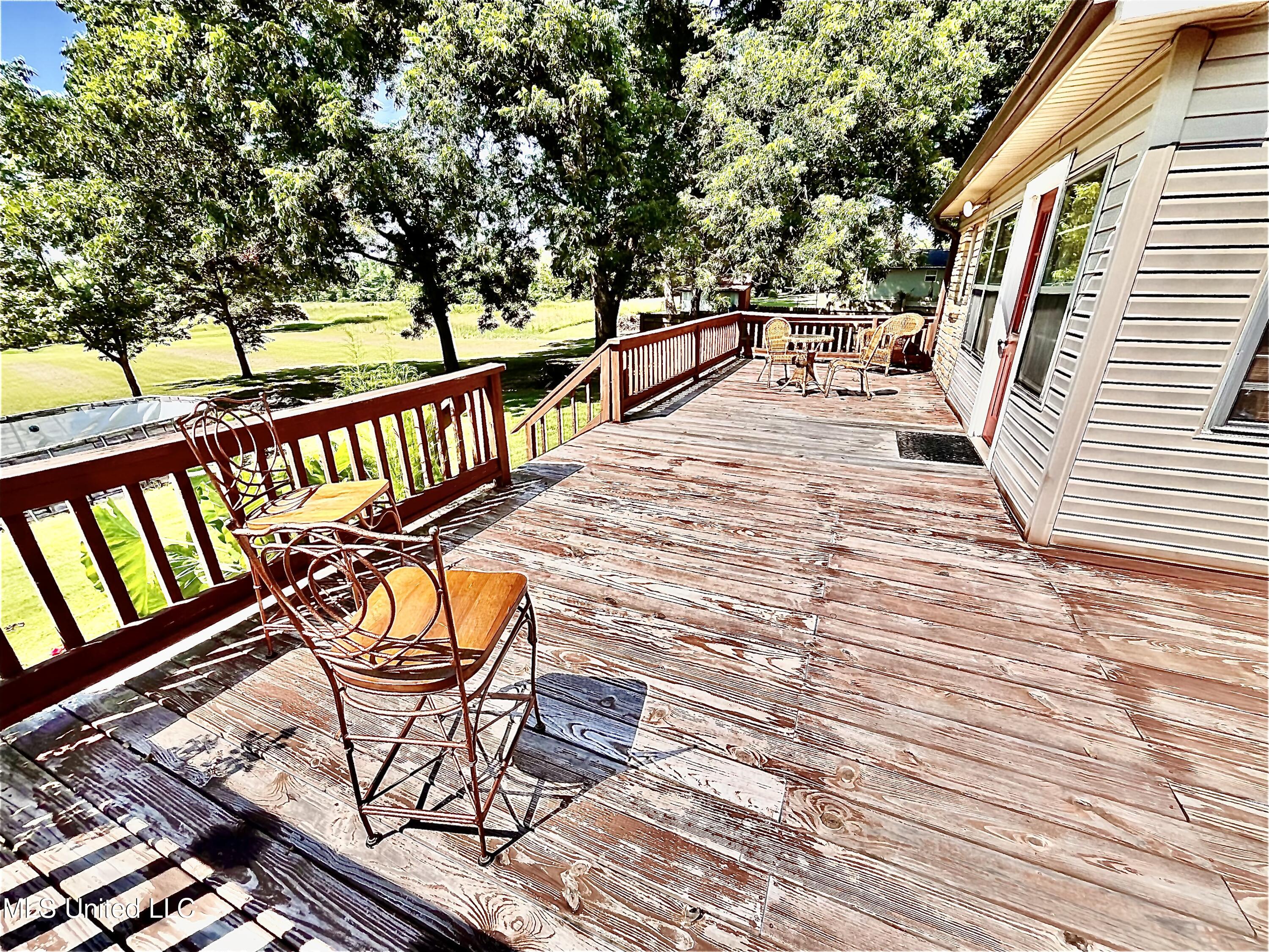 1721 W Highway 4