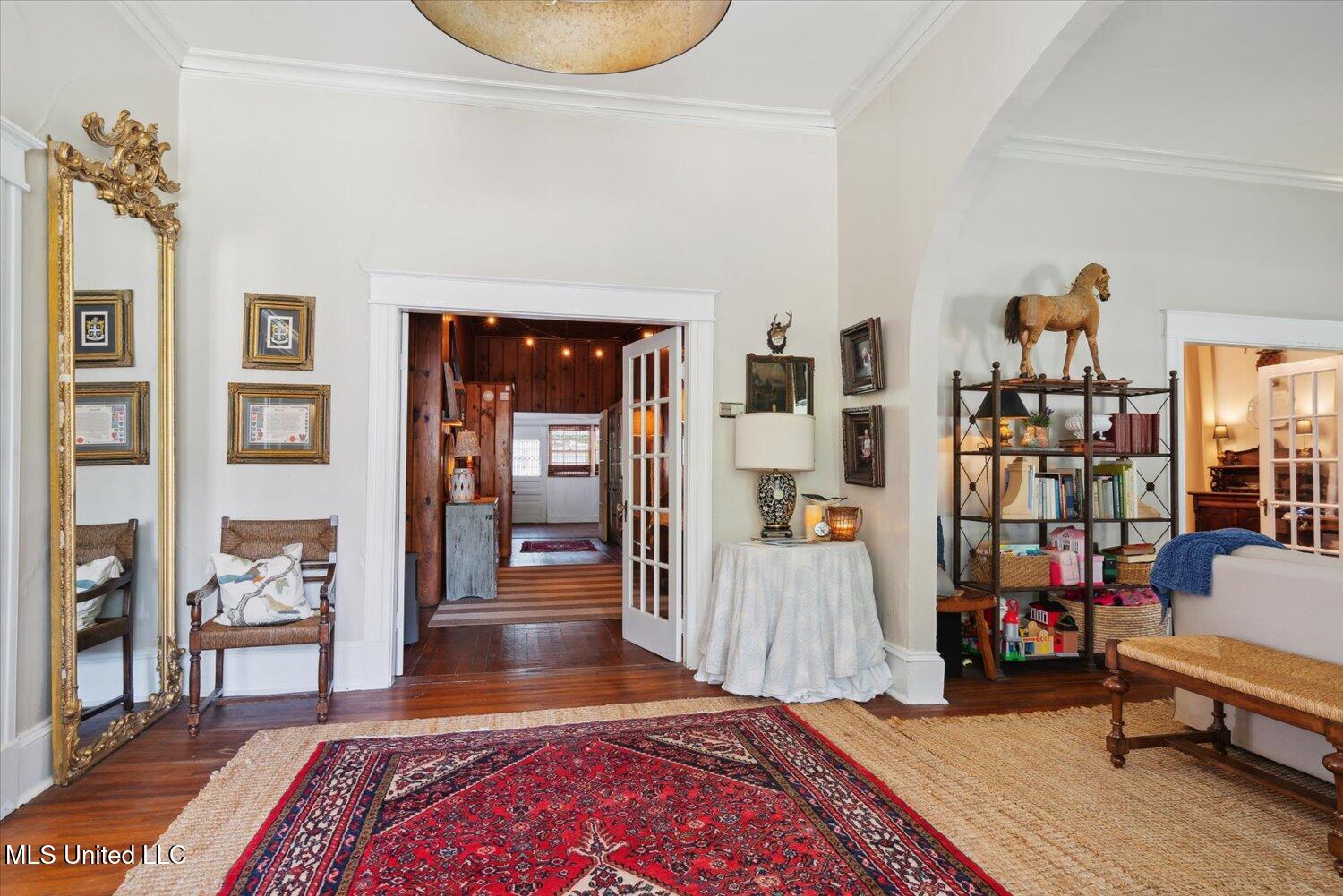 265 E College Avenue