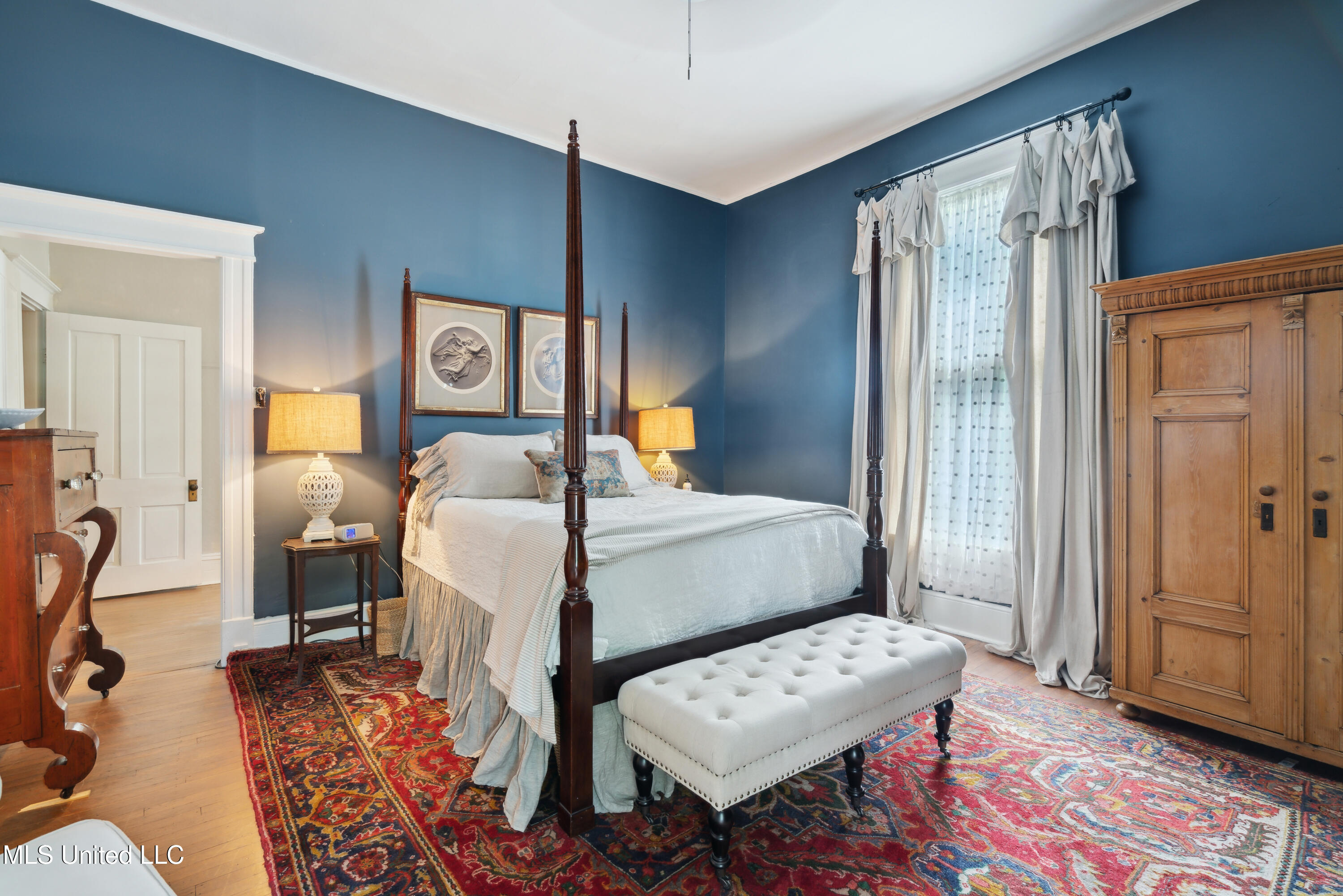 265 E College Avenue