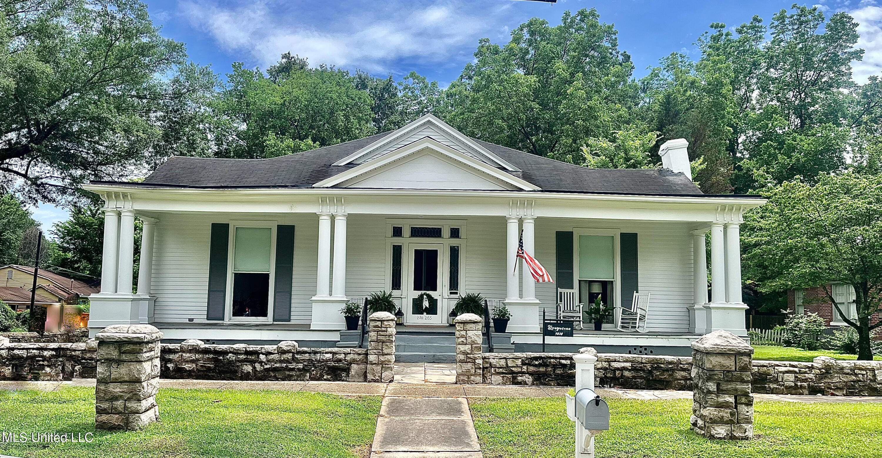 265 E College Avenue