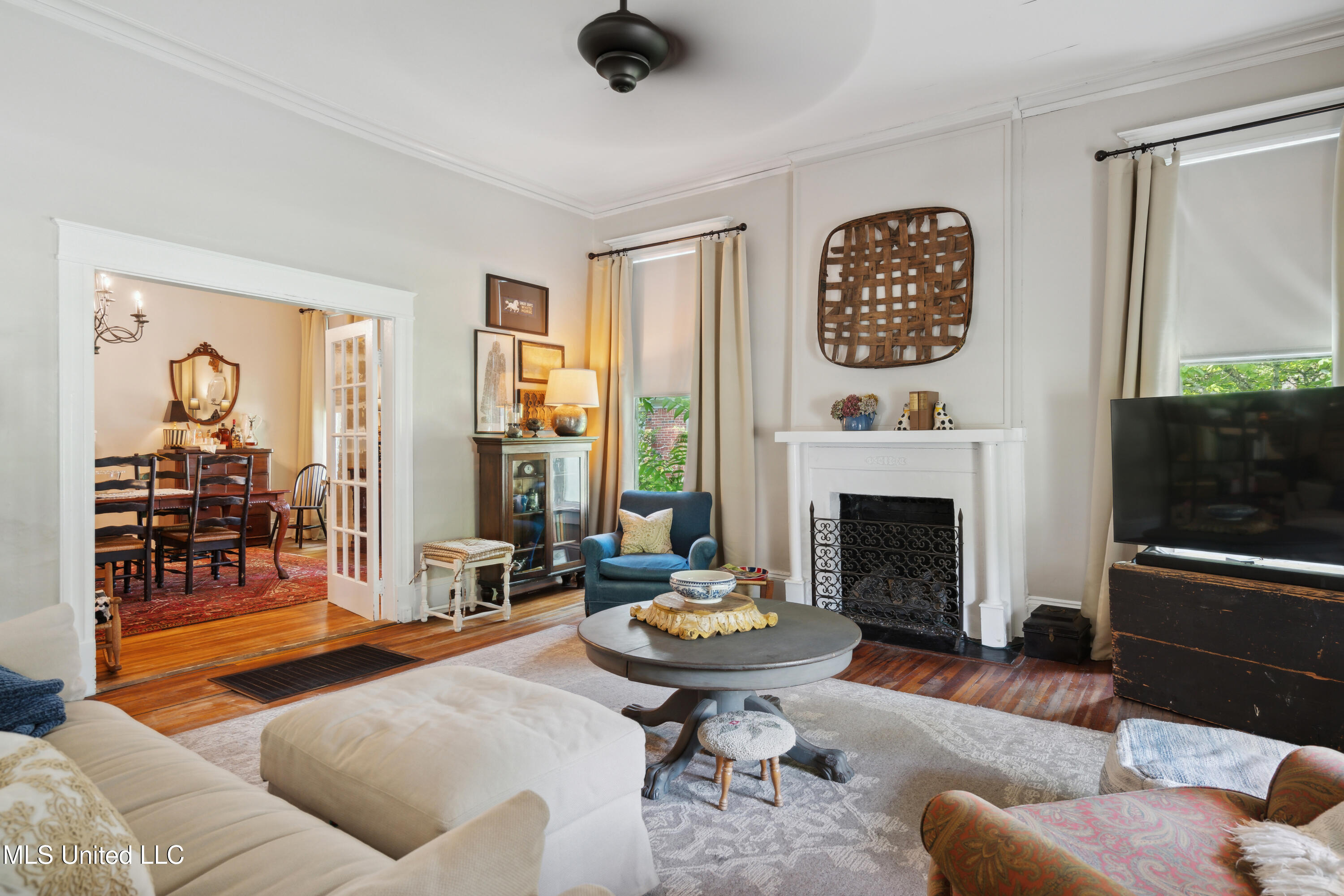 265 E College Avenue