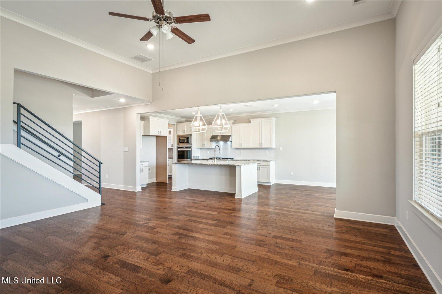 13853 Highlands Crest Drive