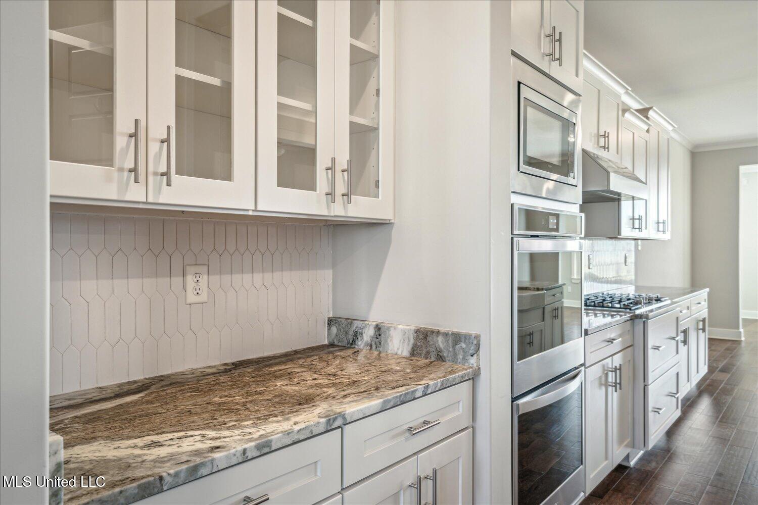 13853 Highlands Crest Drive